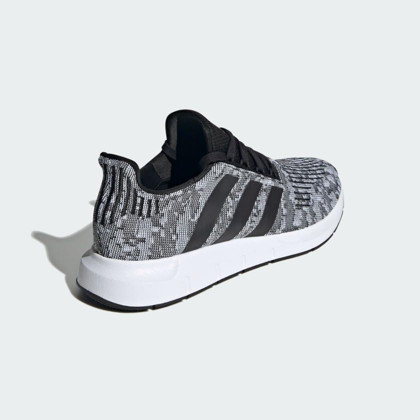 Adidas Mens Swift Run Core Black/Core Black/White 7
