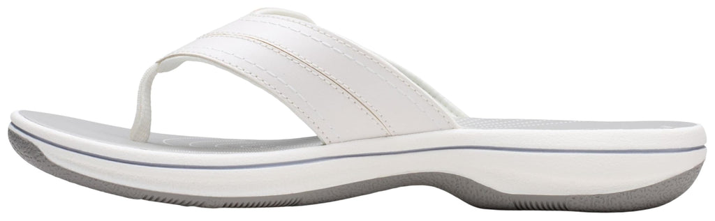 Clarks Women's Breeze Reyna CloudSteppers Flip-Flop, White Synthetic, 9