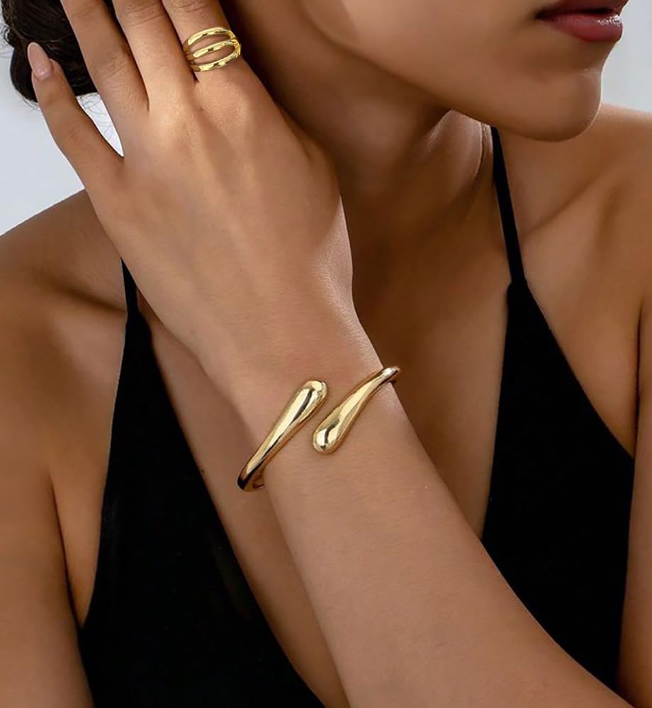 Chunky Gold Bangle Bracelets for Women, Dainty 14k Gold Plated Big Stackable Bangles Set, Trendy Cuff Bracelet Stack Fashion Jewelry Valentines Gifts for Wife Mom