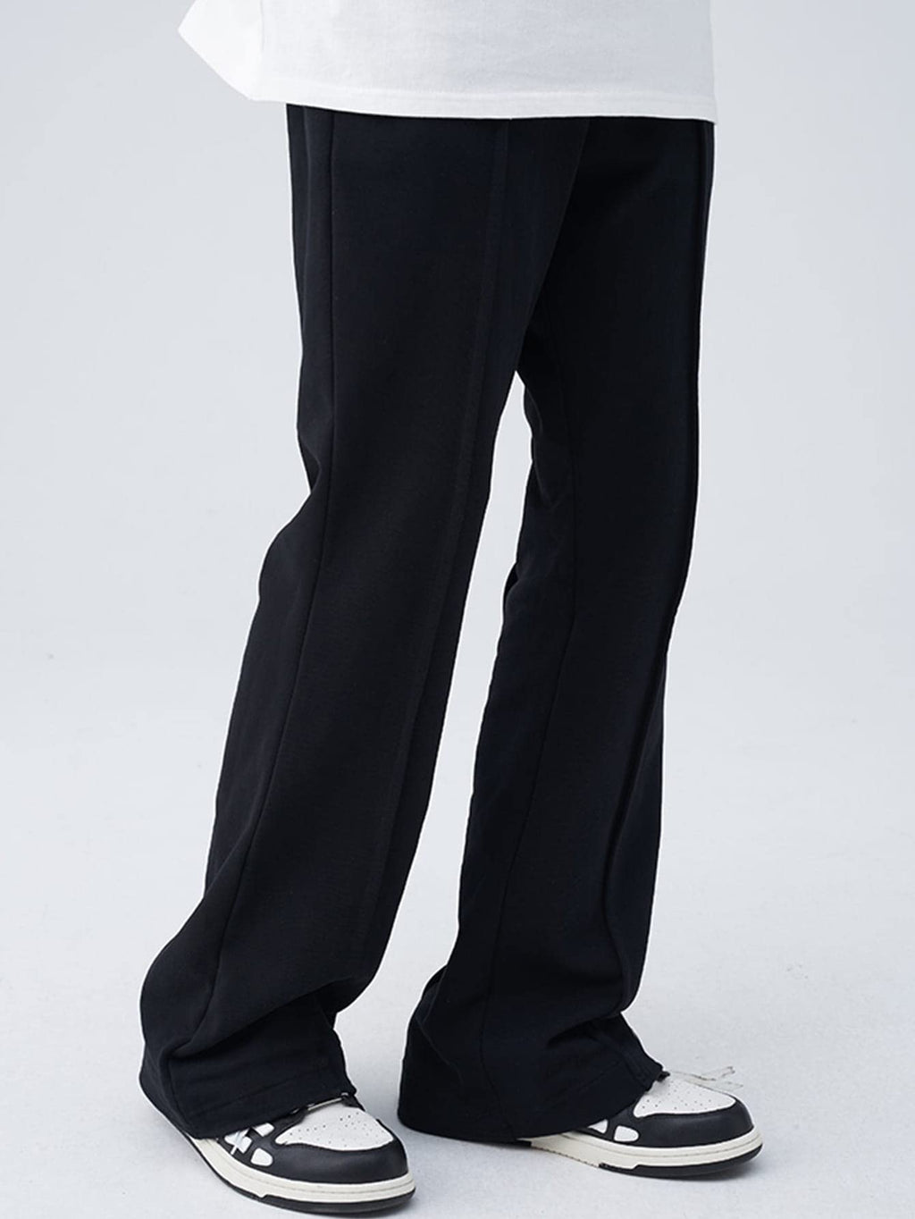 WDIRARA Men's Wide Leg Flare Sweatpants Drawstring Trousers High Waisted Casual Outdoor Sweatpants with Pockets Black L