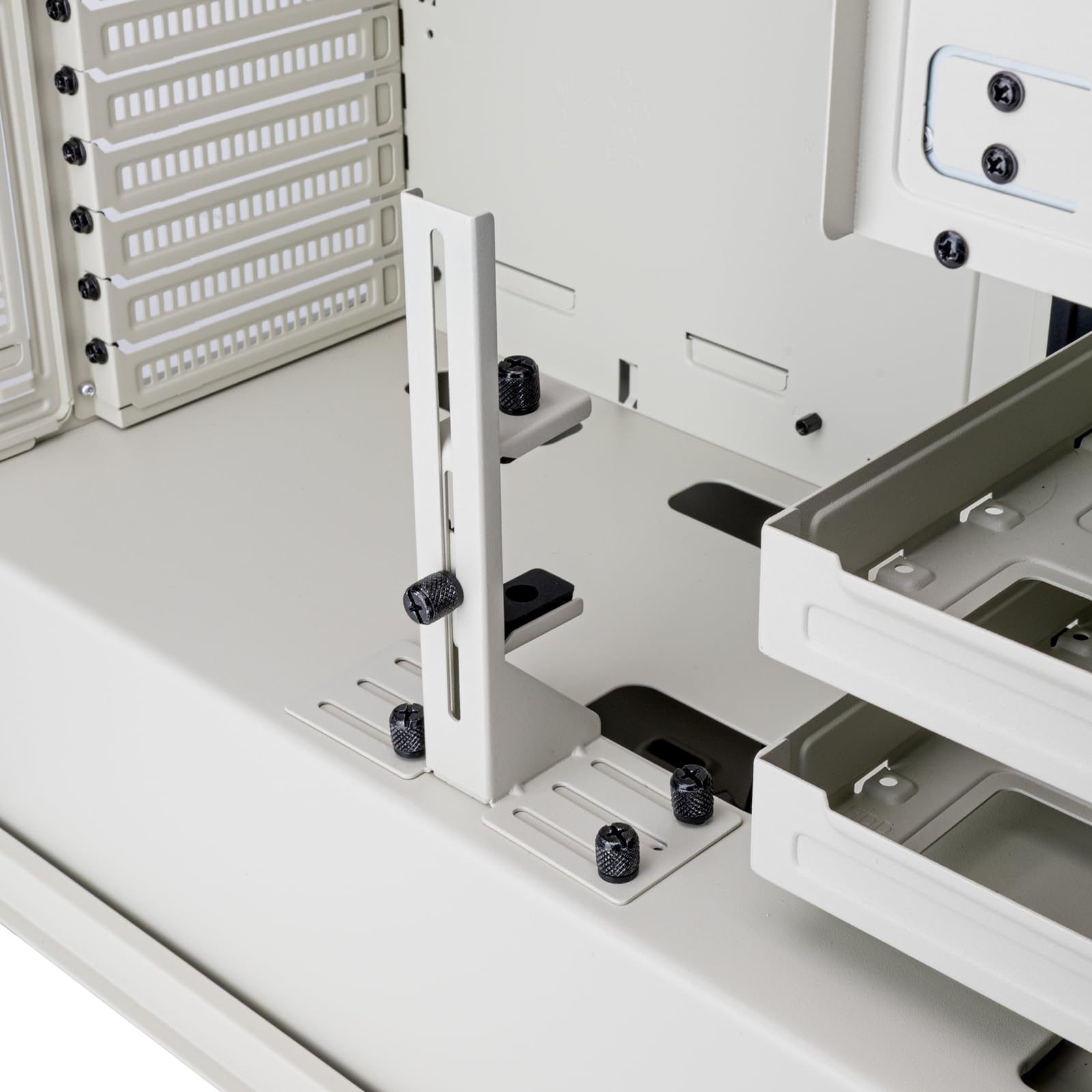 Silverstone Technology FLP02W Retro-Inspired Tower Chassis with high-Performance Cooling and Expansion Support, SST-FLP02W