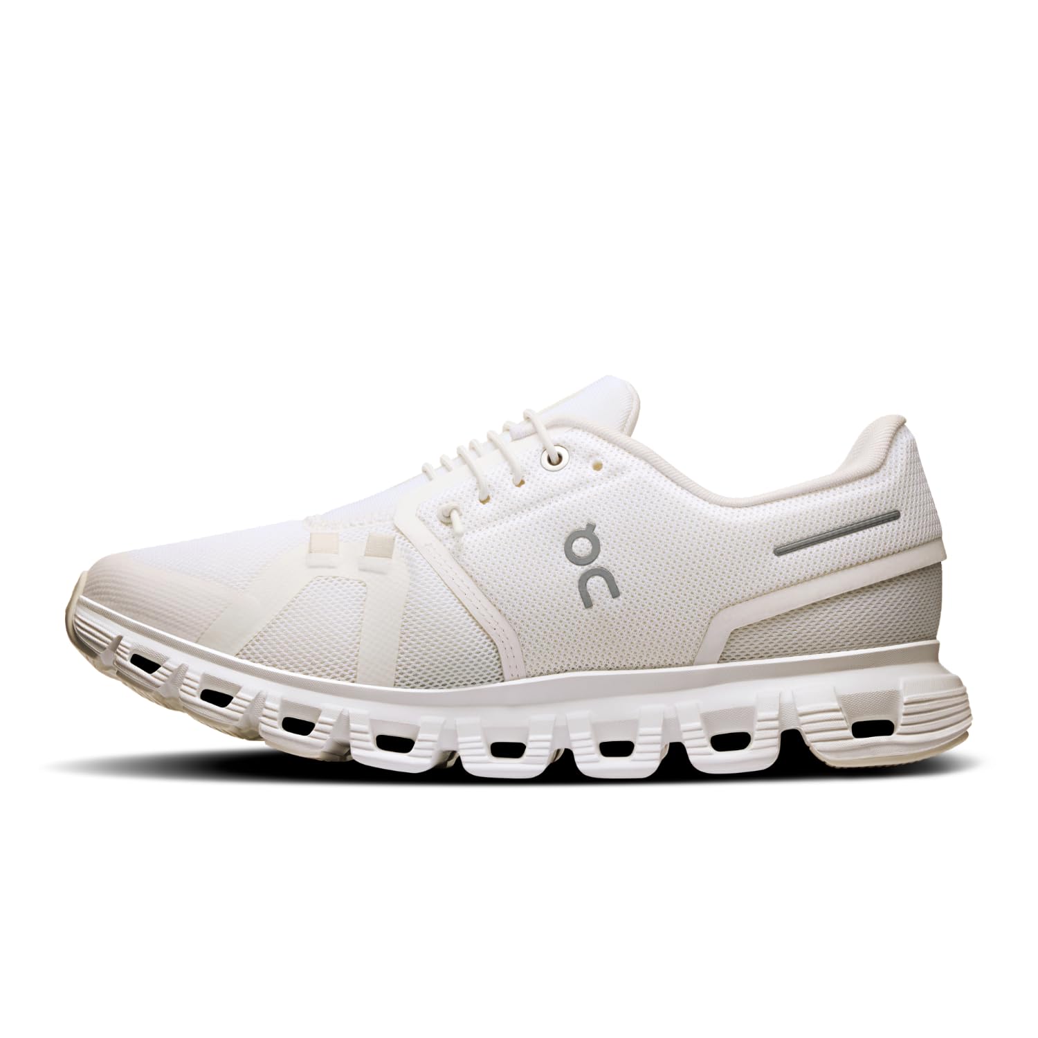 On Women's Cloud 6 Sneakers, White, 7 Medium US