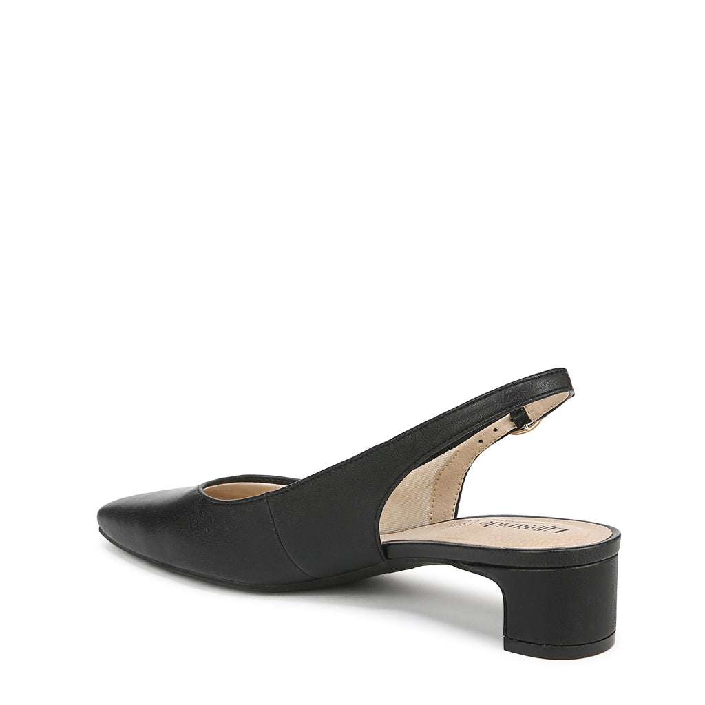 LifeStride Womens Lorena Pump Black 5 M