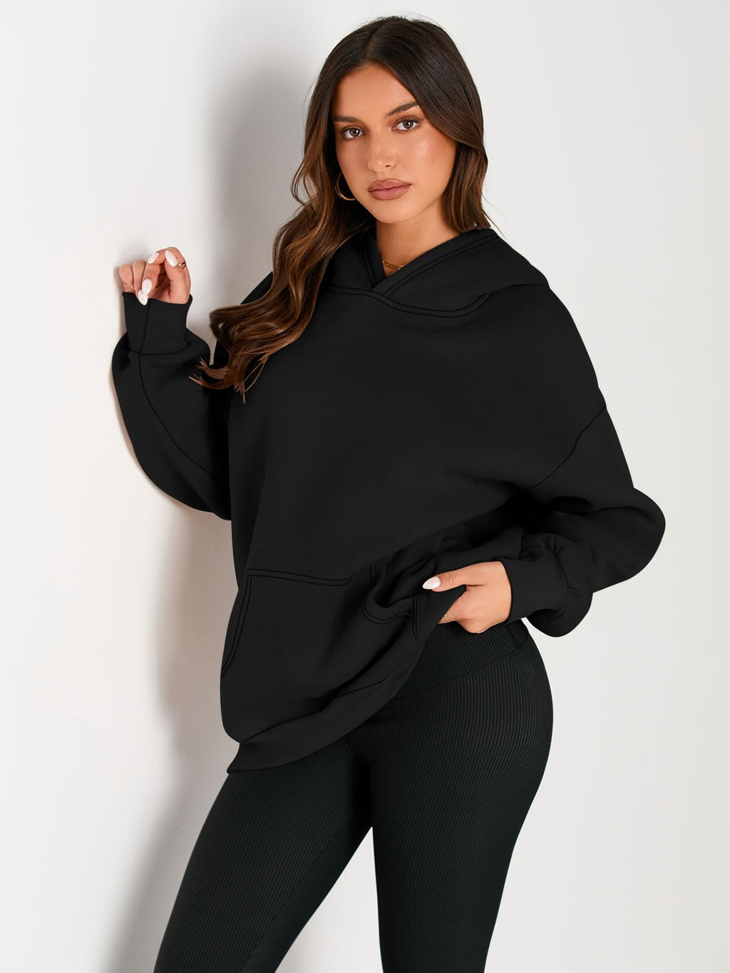 EFAN Women's Oversized Fleece Hoodie, Cozy Plush Pullover Sweatshirt with Pocket Black M