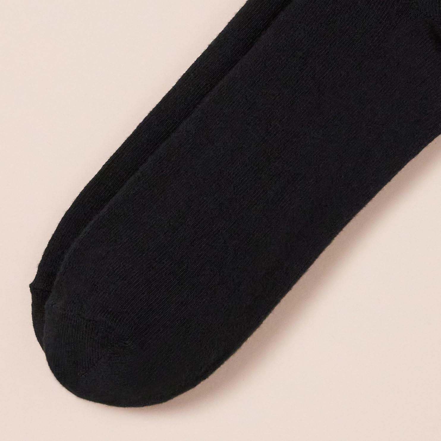 Amazon Essentials Women's Cotton Crew Socks, 6 Pairs, Black, 6-9