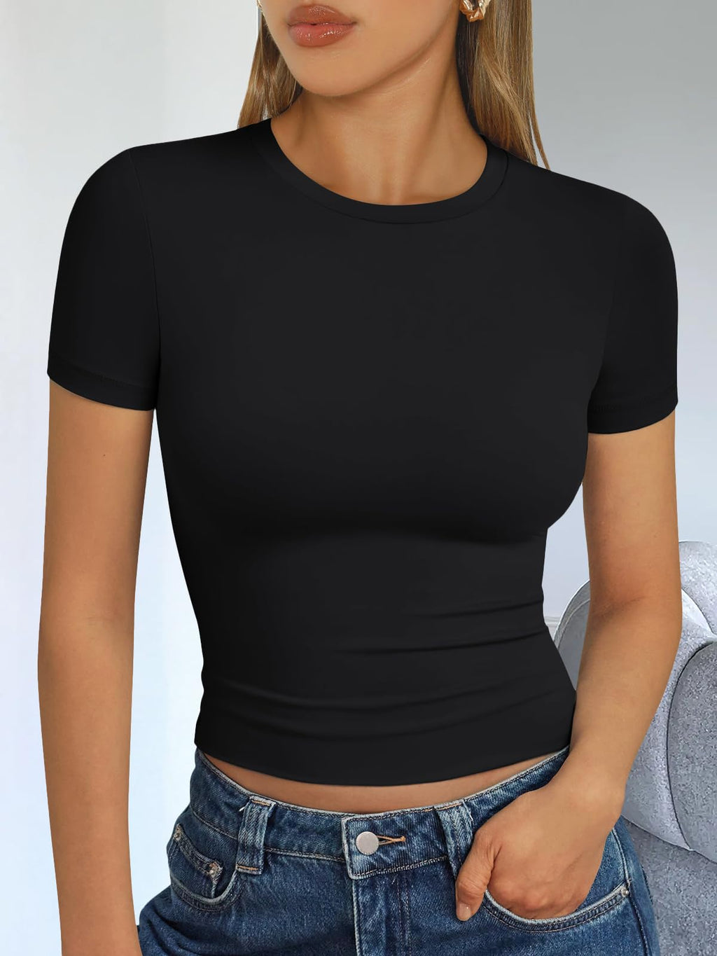 Trendy Queen Womens Short Sleeve T Shirts - Buttery Soft Summer Crop Tops Slim Fit Y2k Basic Tees for Workout Black S