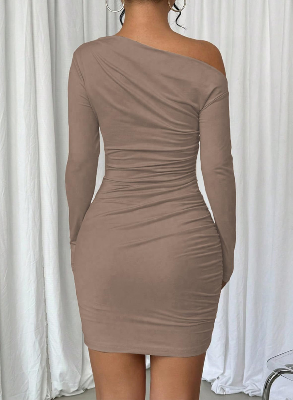 Acelitt Fall Off the Shoulder Dresses for Women 2025 Long Sleeve Ruched Bodycon Cocktail Party Mini Dress Dark Khaki XX-Large