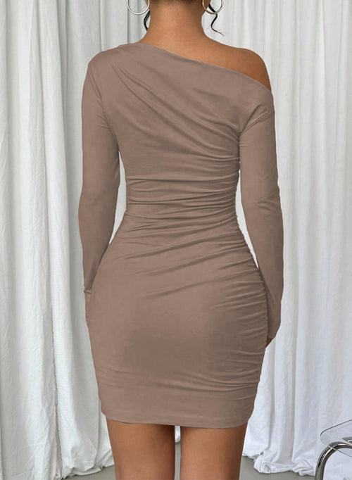 Acelitt Fall Off the Shoulder Dresses for Women 2025 Long Sleeve Ruched Bodycon Cocktail Party Mini Dress Dark Khaki XX-Large