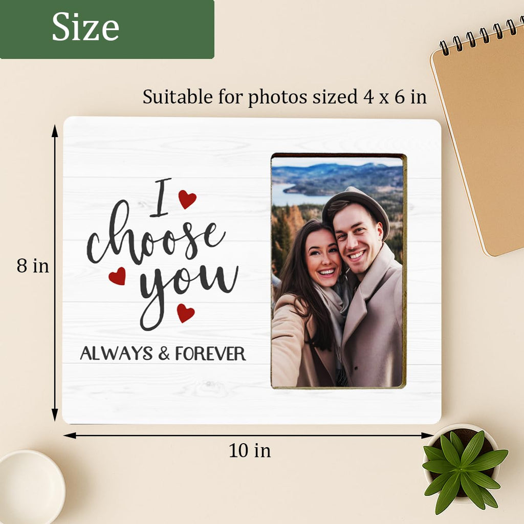LUERHUI Couple Gifts Wooden Picture Frame for Engagement Girlfriend Boyfriend, I Choose You Picture Frame for Couple