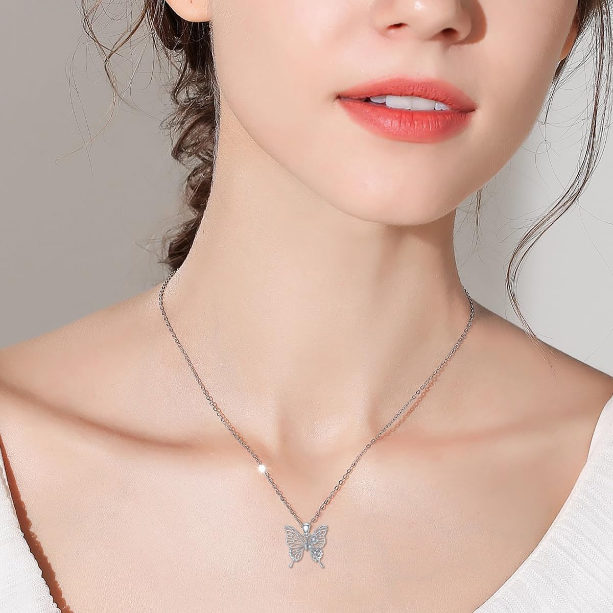 LWXIE Diamond Butterfly Necklace for Women Sterling Silver Butterfly Pendant Necklace Butterfly Jewelry Gift for Women Wife Friend