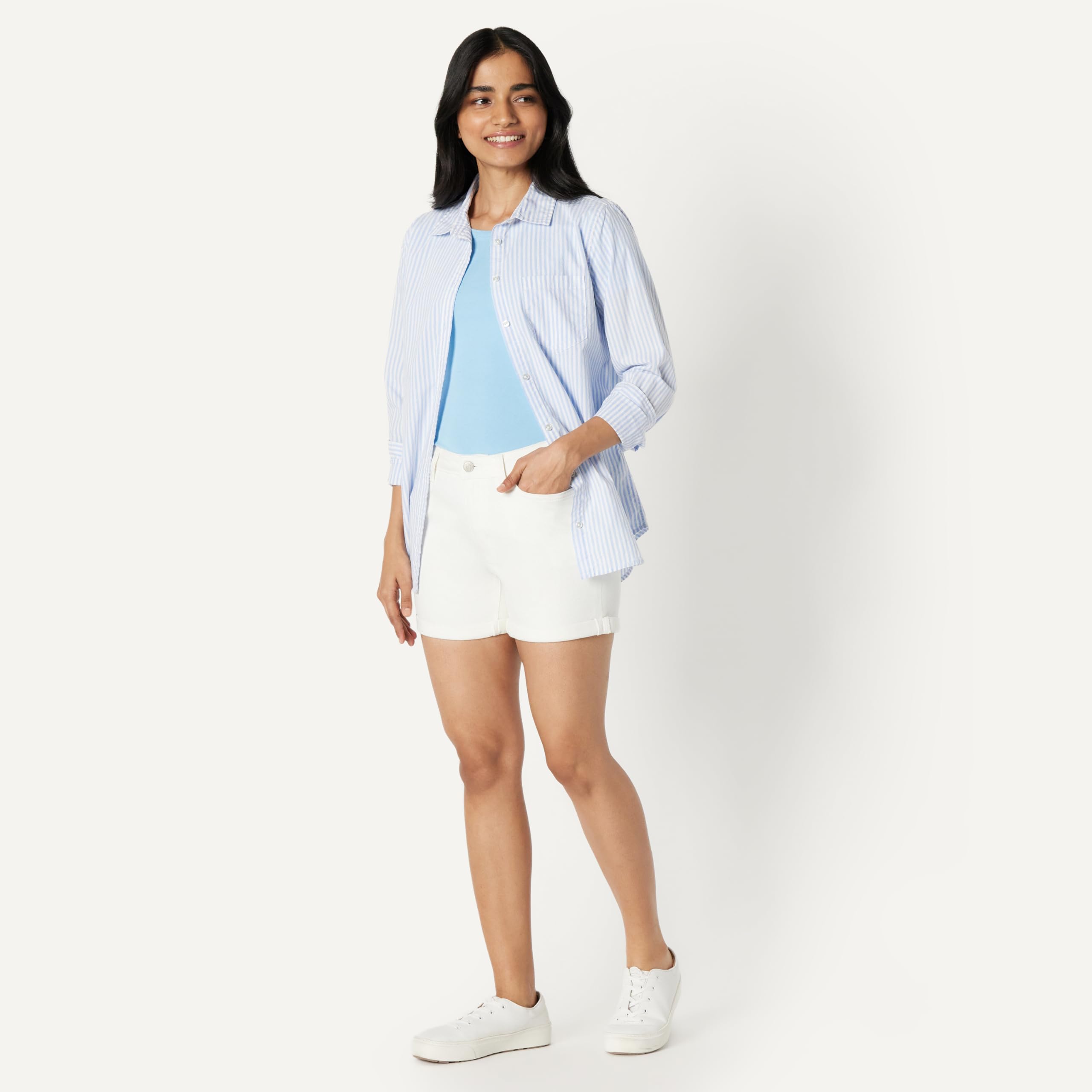 Amazon Essentials Women's Mid-Rise Slim Fit 4" Shorts, White, 12