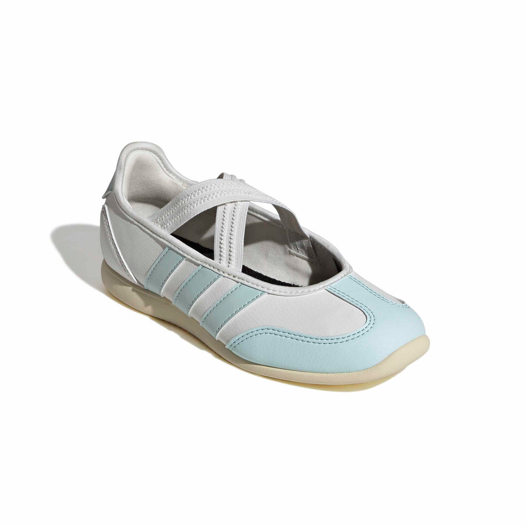 adidas Unisex-Kids Barreda Mary Jane J, White/Halo Mint/Warm Vanilla, 4
