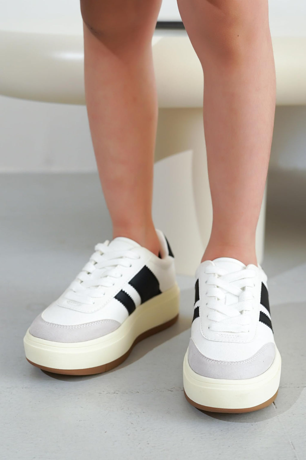 Project Cloud Kids Fashion Platform Sneakers 2026 - Lightweight Memory Foam Insole Kids Shoes - Trendy Platform Kids Sneakers - Durable & Non-Slip Lace up (Little Nita, Whit,1) White