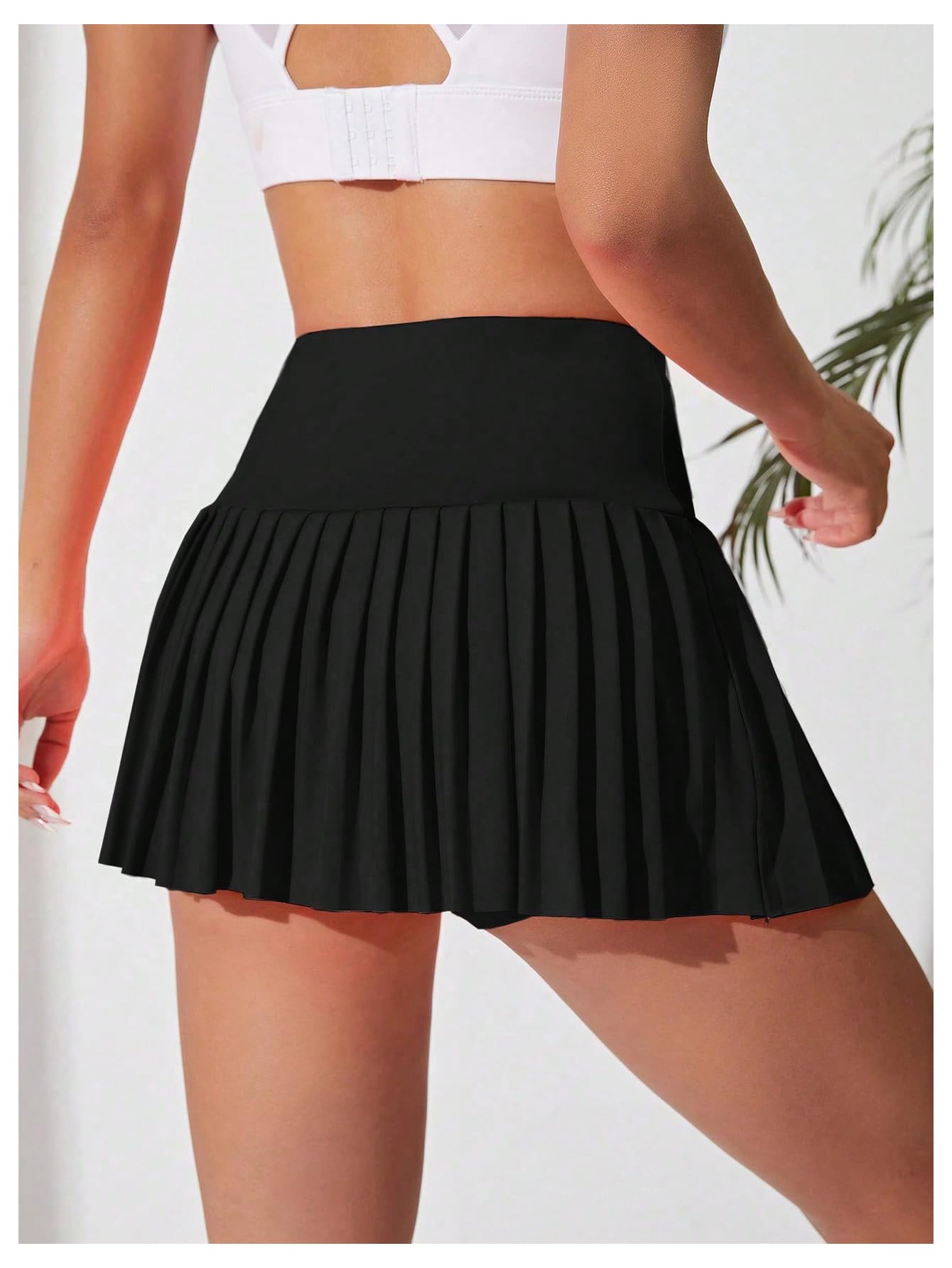 WDIRARA Women's Pleated Tennis Skirt High Waisted Golf Skort Athletic Mini Shorts Black X-Large