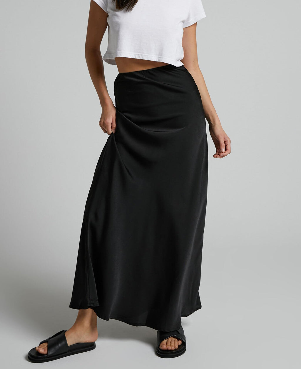 Women's Satin Maxi Skirt High Waisted Elastic Waistband Silk A-Line Casual Party Leopard Print Long Skirts for Women (Black, Small)