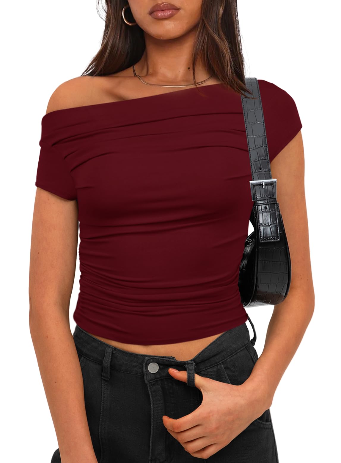 Darong Women's Classic Fit Short Sleeve Boat Neck T Shirt Y2K Tight Tshirts 9048 Wine Red M