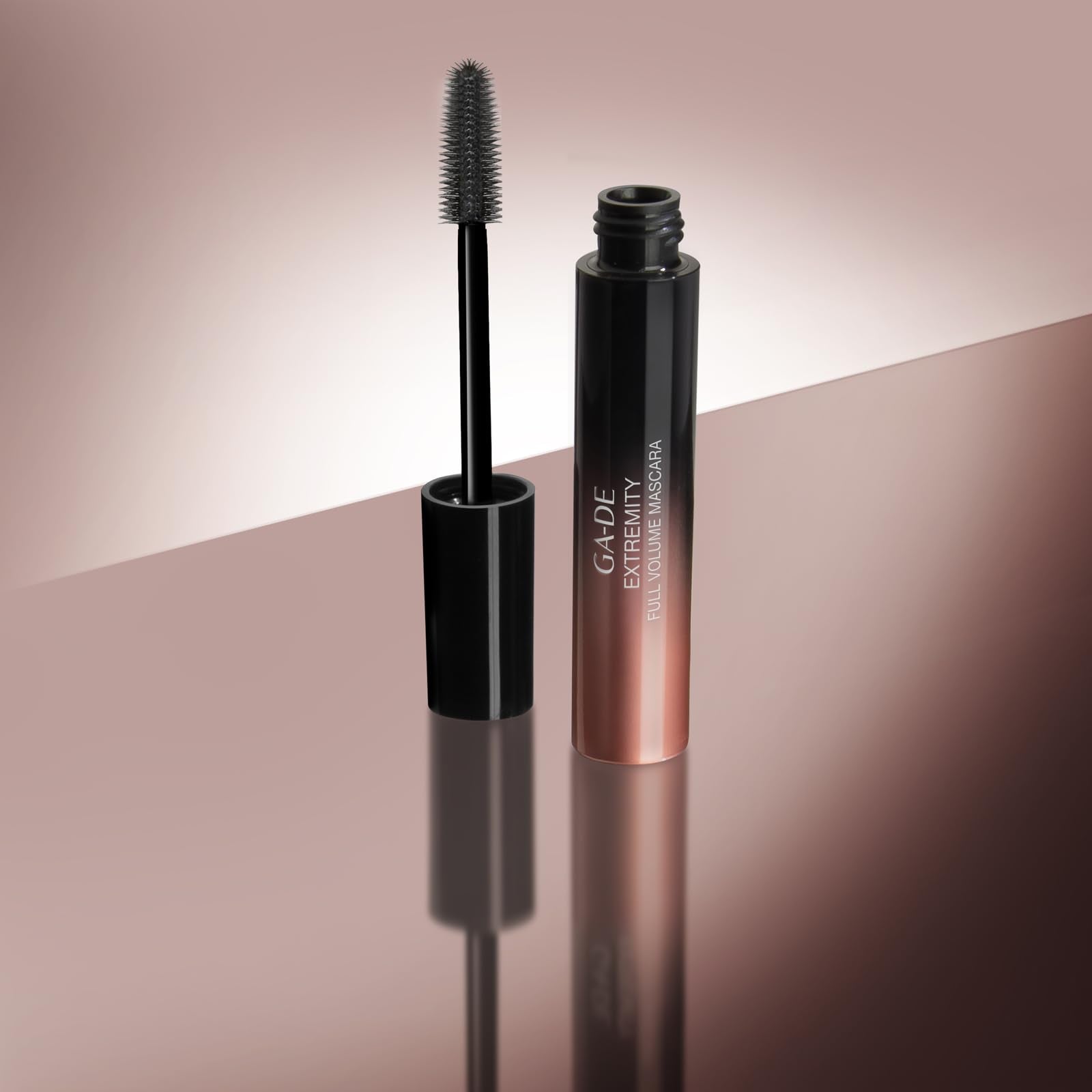 GA-DE Extremity Full Volume Mascara - Lift and Definition - Enriched with Ceramide A2 for Enhanced Lash Volume - 2-in-1 Hybrid Brush - Black - 0.4 oz