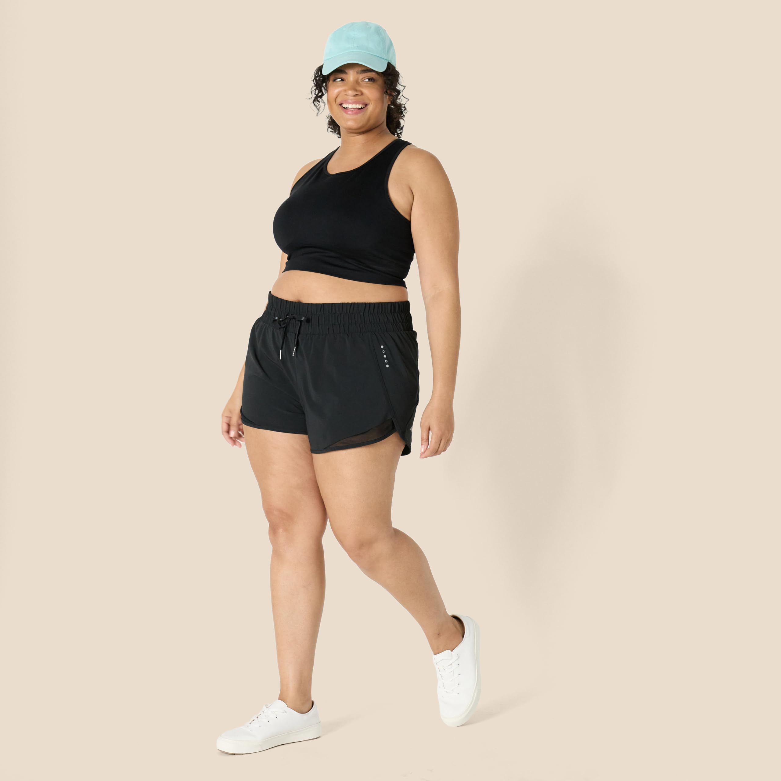Amazon Essentials Women's Regular-Fit Athletic Ruched Waistband Woven Running Shorts with Zip Pocket, Black, Large