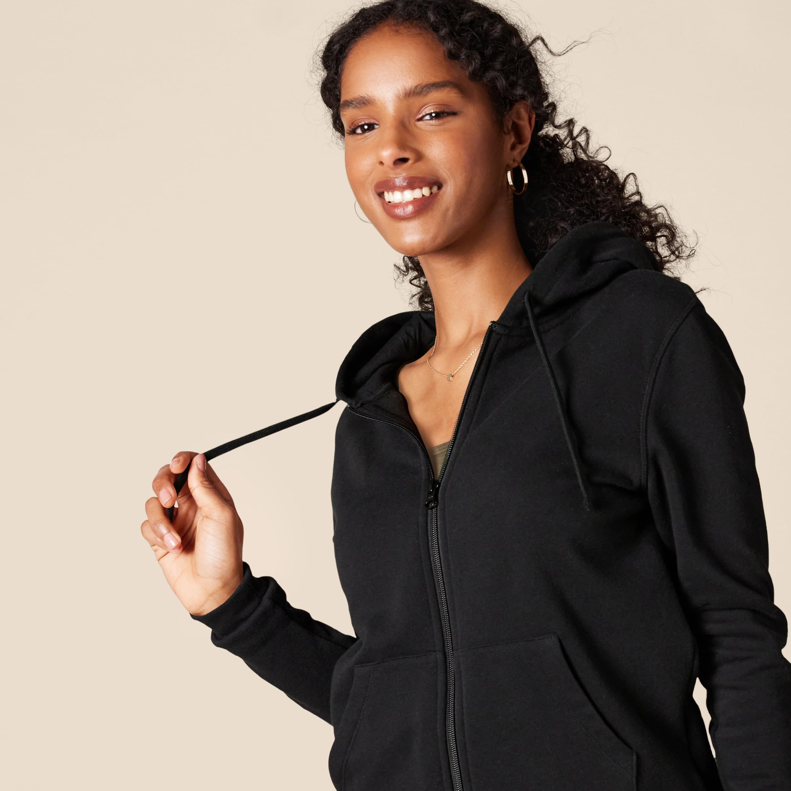 Amazon Essentials Women's Fleece Full-Zip Hoodie (Available in Plus Size), Black, Small