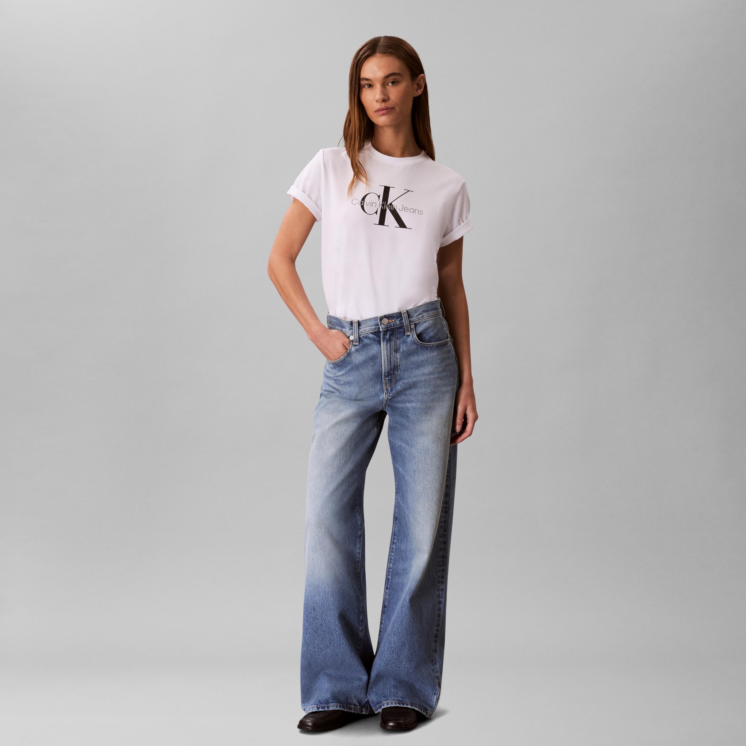 Calvin Klein Women's Monogram Logo Crewneck T-Shirt Brilliant White