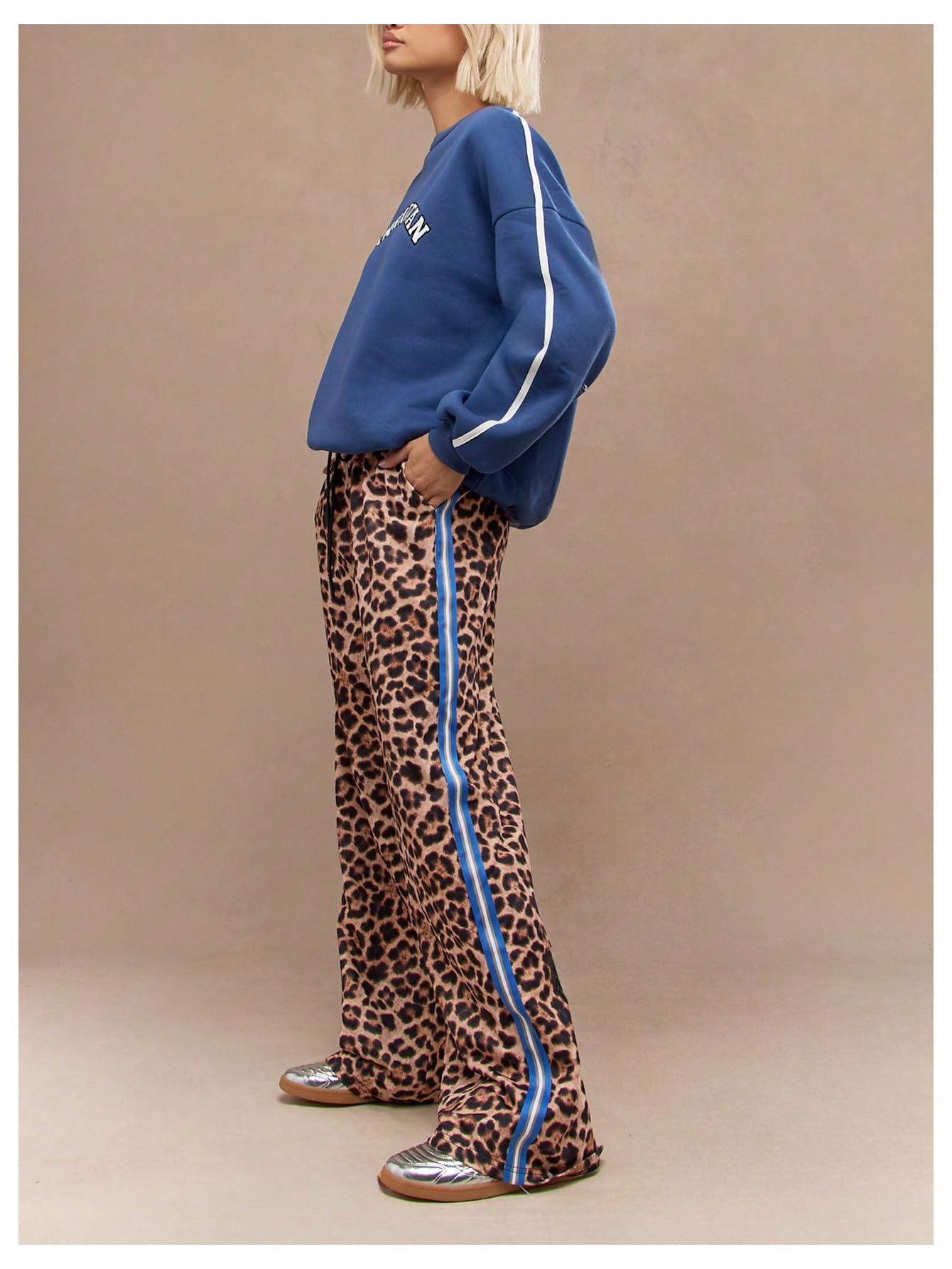 WDIRARA Women's Y2k Leopard Print Pants Elastic Waist Wide Leg Pants Trousers Bottoms Brown Blue X-Small