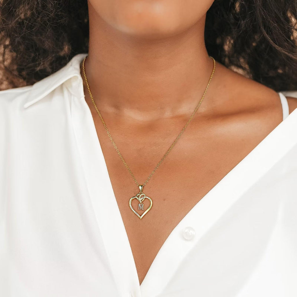 STORUP Heart Initial Necklaces for Women, 14K Gold Plated Heart Initial B Pendant Necklace Dainty Heart Necklaces Gold Heart Necklaces for Women Jewelry for Women Gifts