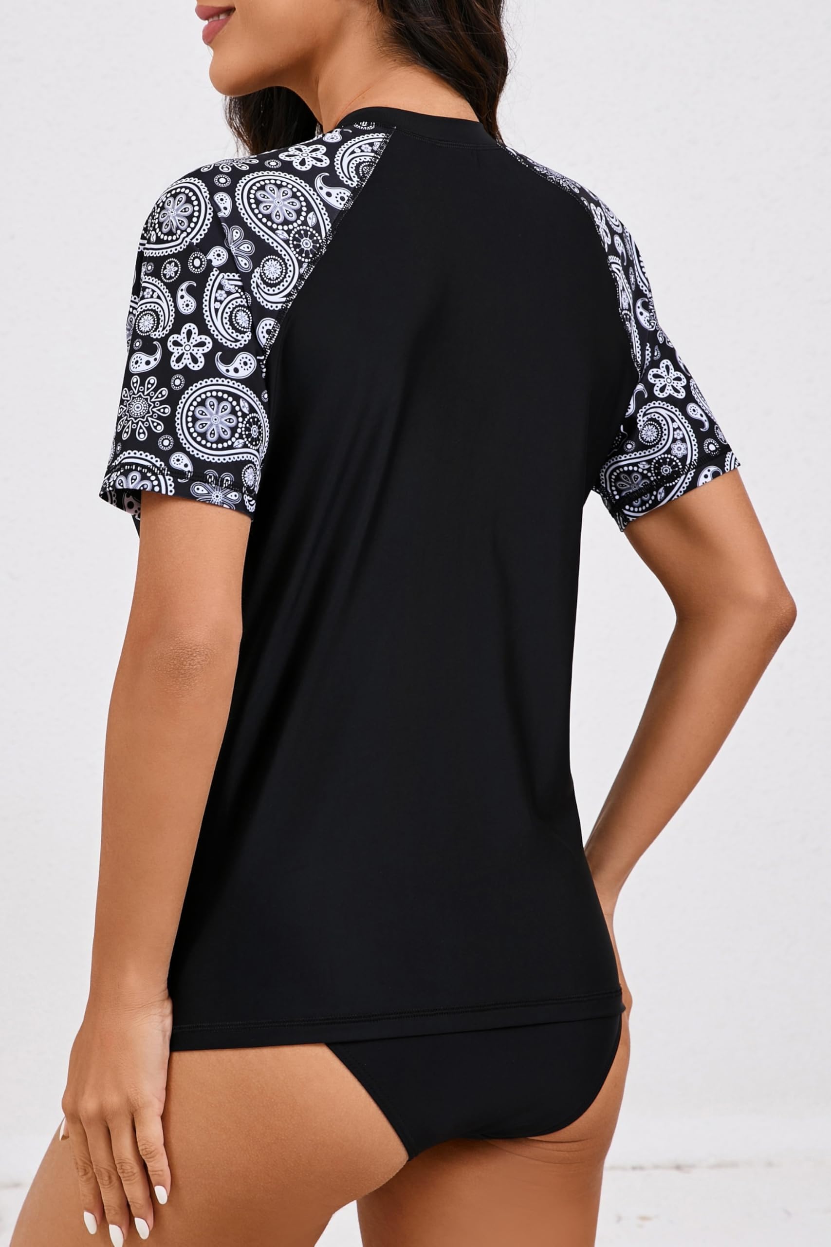 Halcurt Women's Half Zip Short Sleeve Rash Guard Top with Bra Side Pockets Swim Shirts UPF50+ Swimsuit Black White Paisley S