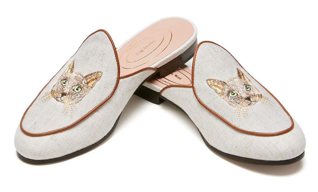 Journey West Women's Mules Flats with Embroidery Belgian Loafers Slip on Slippers for Women Cat White US 9.5