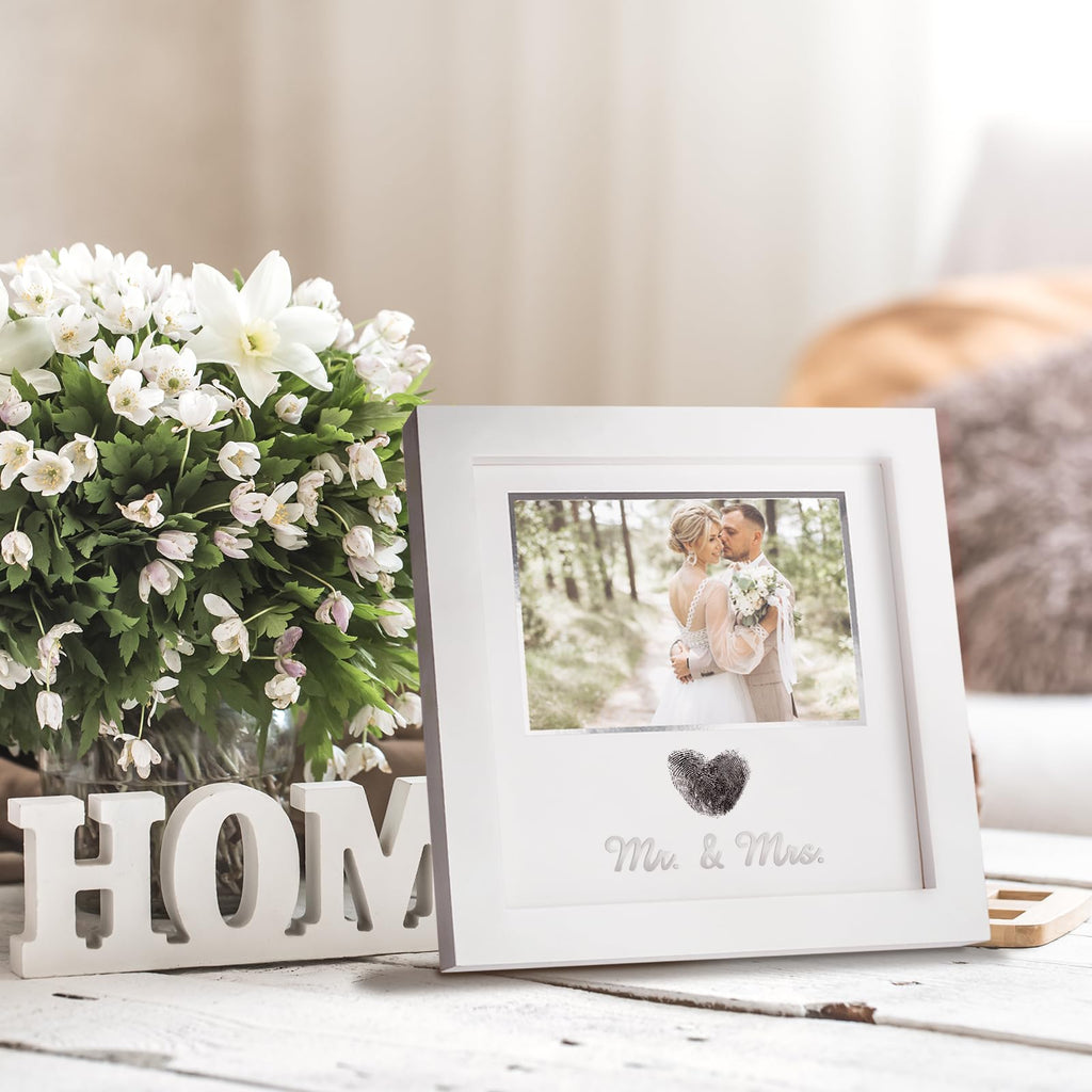 SEEBERY Heart Thumbprint Wedding Picture Frame with Ink Kit, Engagement Gifts for Couples Keepsake Wedding Registry Search Personalized Bridal Shower Gifts for Mr And Mrs Newlywed (White)