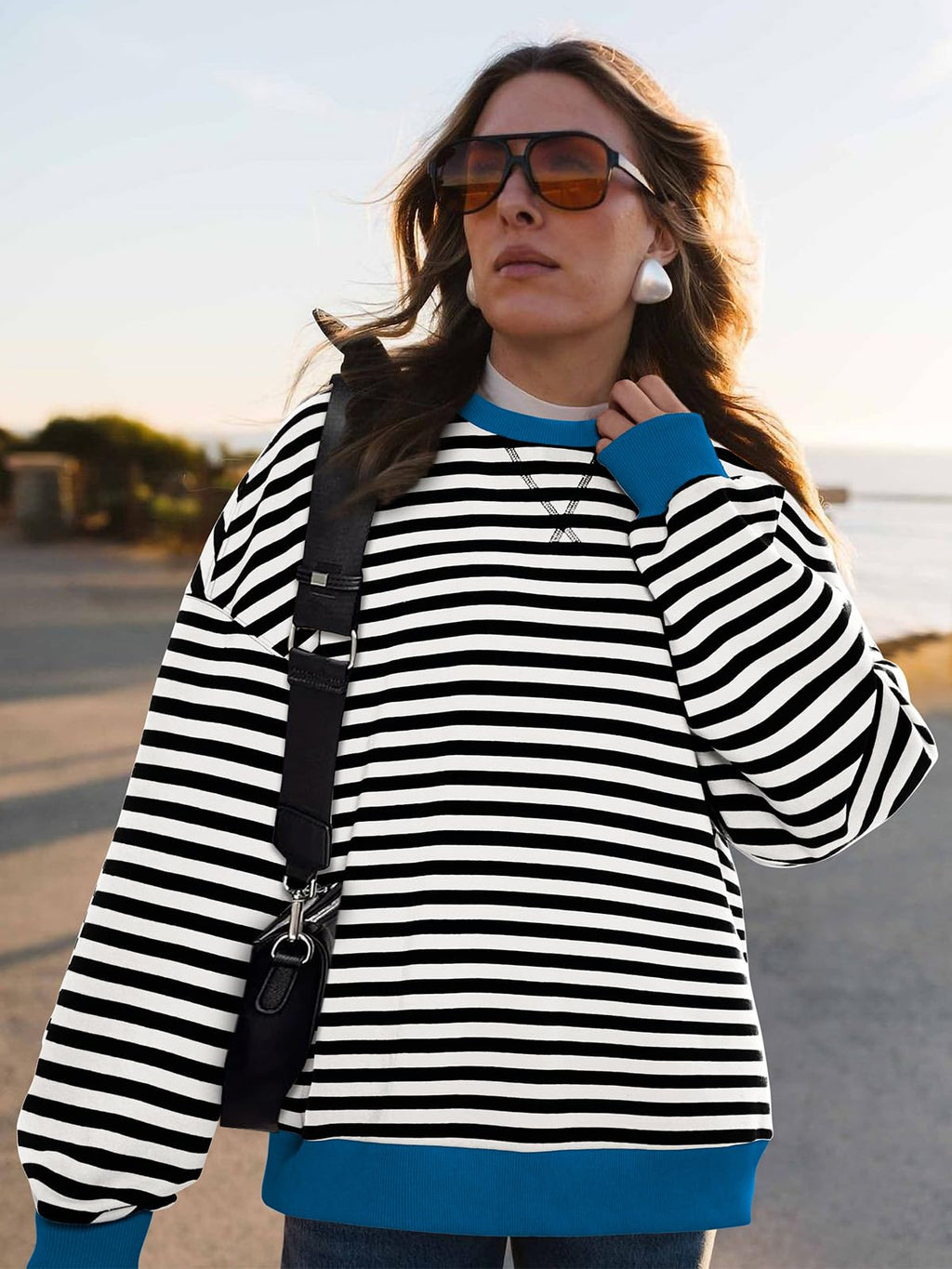 PRETTYGARDEN Women Striped Oversized Sweatshirt Color Block Crew Neck Long Sleeve Casual Pullover Top Spring Y2K Clothes (Black White, Small)