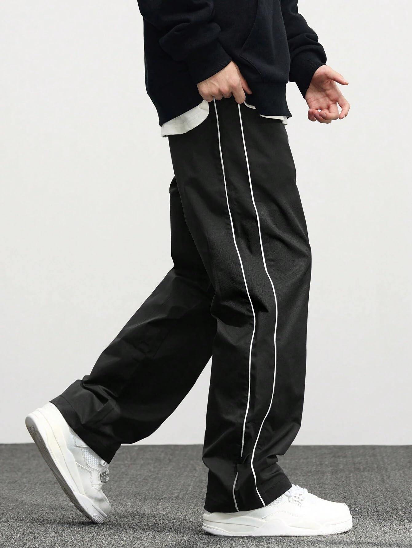 ZAFUL Men's Baggy Track Pants Y2K Streetwear Pants Drawstring Letter Pockets Casual Lounge Trousers (Black,M)