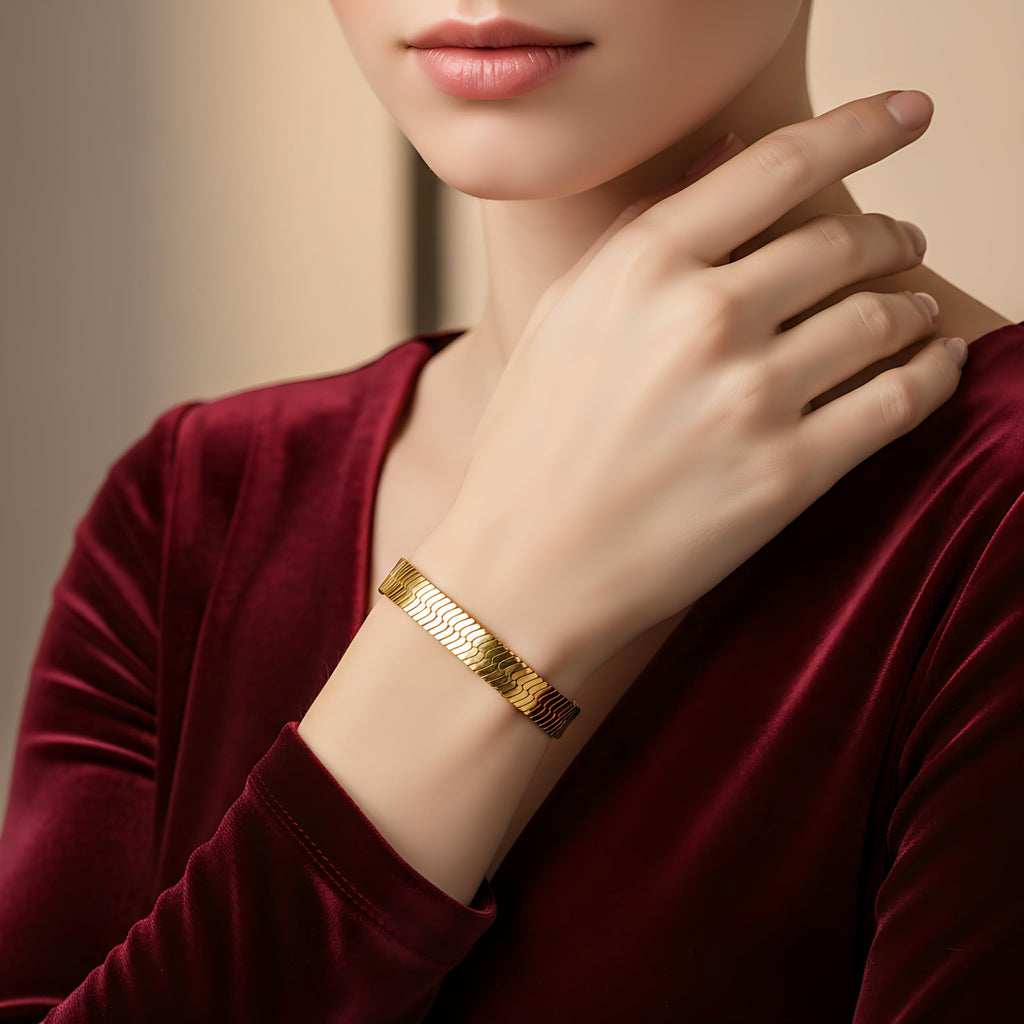 LIFETIME JEWELRY Luxury 24k Real Gold Plated Bracelet Herringbone Bracelet Women Bracelet or Mens Bracelet (7, 11mm)