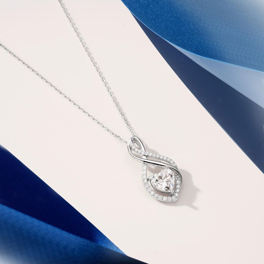 MOOSEA Valentines Day Gifts for Her, Moissanite Necklace Women Anniversary Birthday Gift Valentines Day Gifts for Women Wife Mom 925 Sterling Silver Infinity Moissanite Heart Pendant Necklace Jelwely