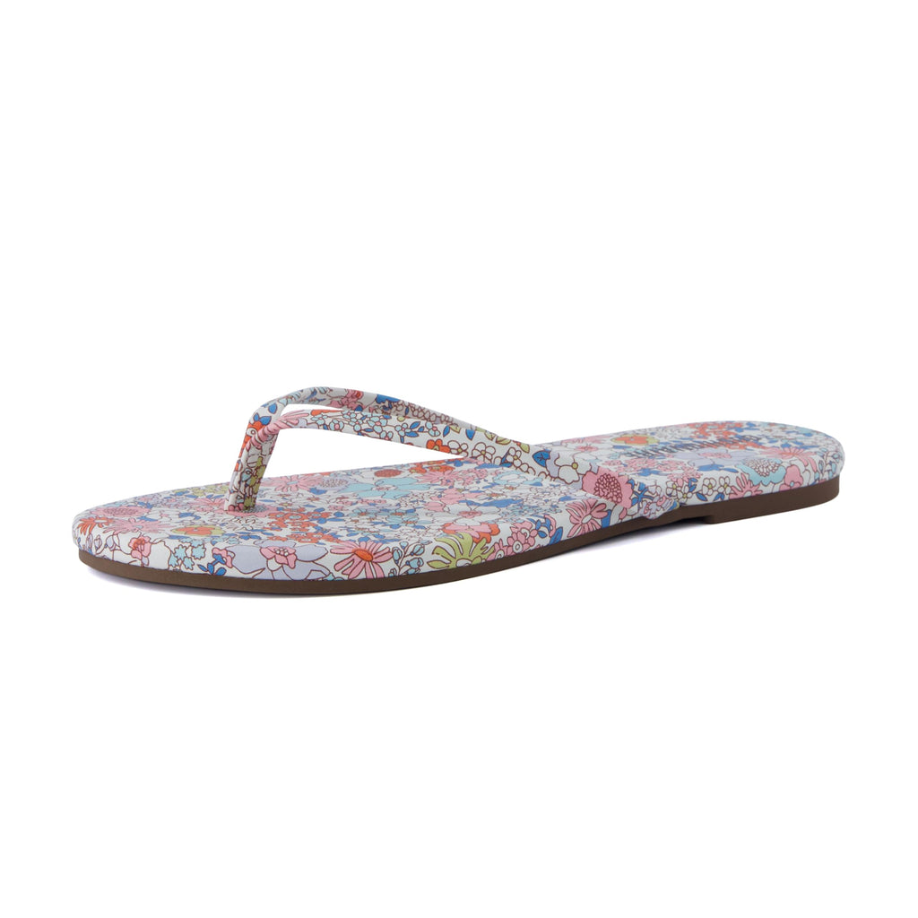 CUSHIONAIRE Cruise Lightweight Womens Flip Flops, Comfortable Beach Sandals for Women with Cushioned Footbed & Flexible Slip On Design, PINK 10