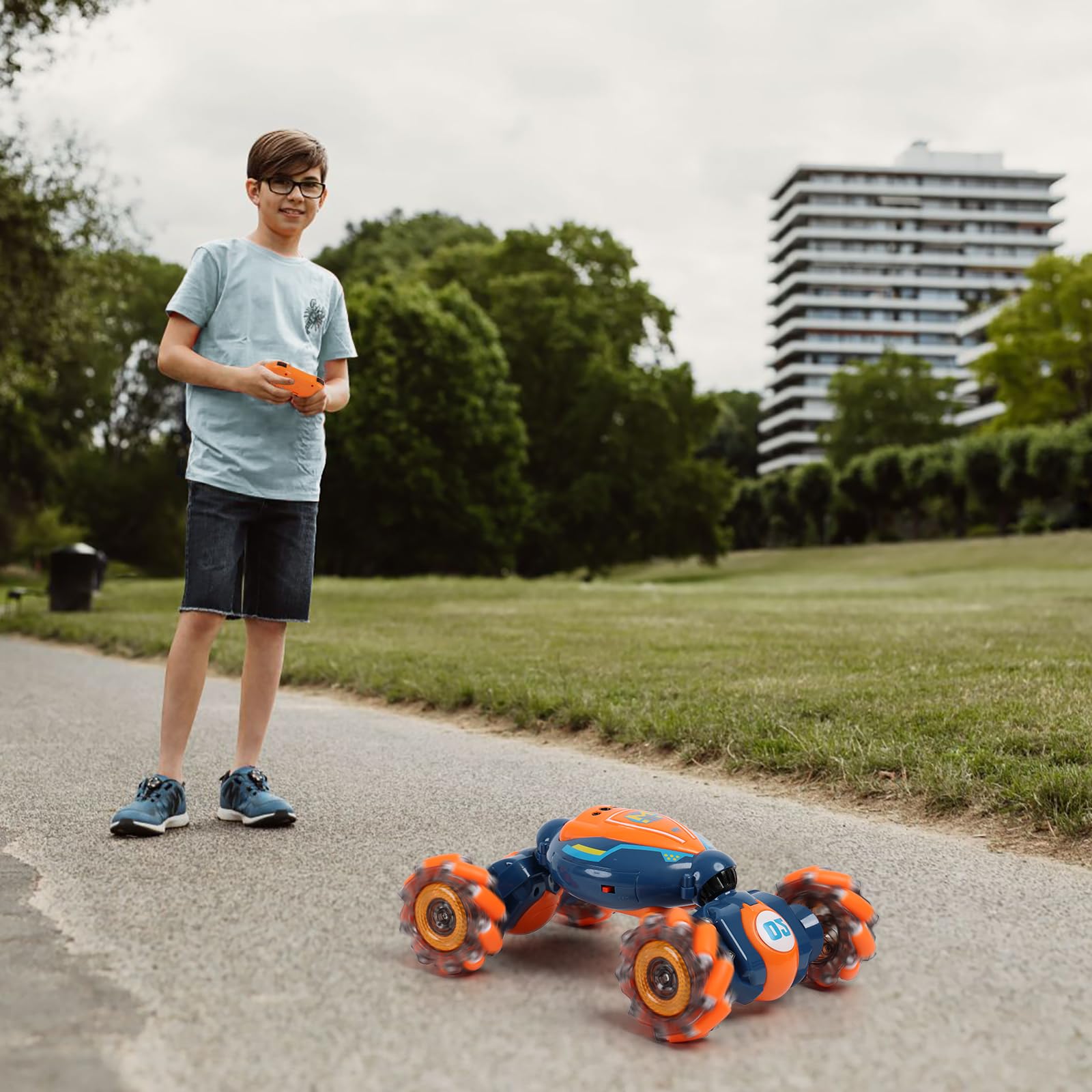 Gesture Sensing RC Stunt Car - Boys Girls Toys Age 6-8-12, 4WD Hand Controlled Remote Control Twist Car with Light & Music,Cool Birthday presents and Ideas Gifts for Kids Age 6 7 8 9 10 11 12 YearsOld