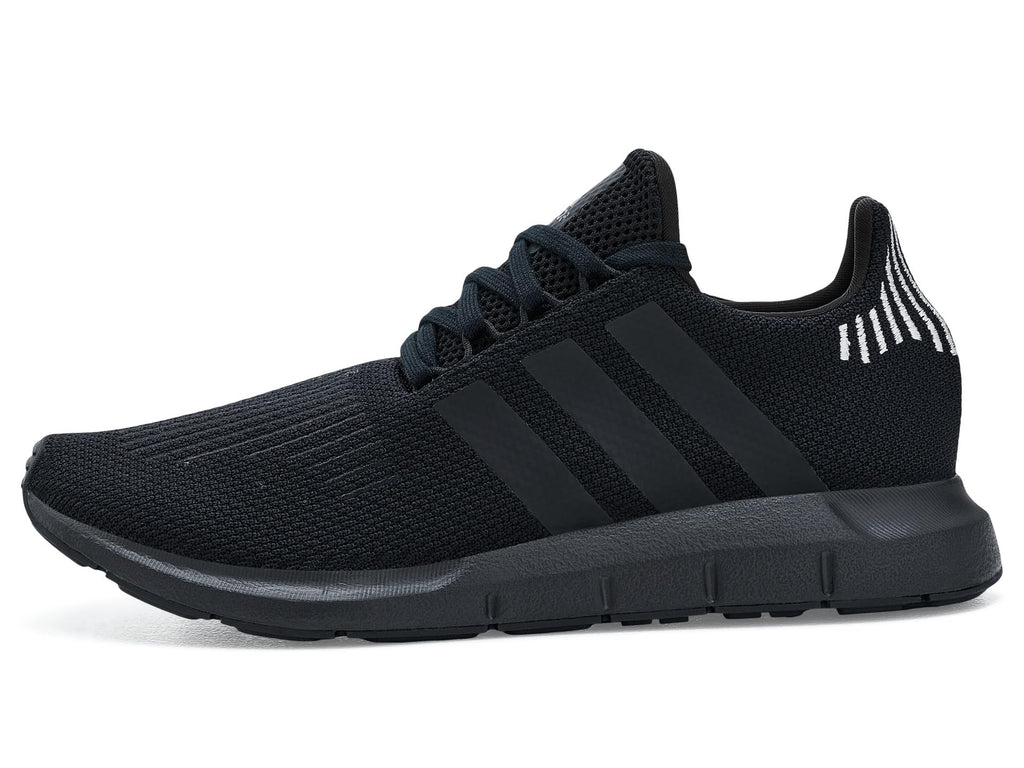 adidas Womens Swift Run Core Black/Core Black/Wonder Quartz 6.5