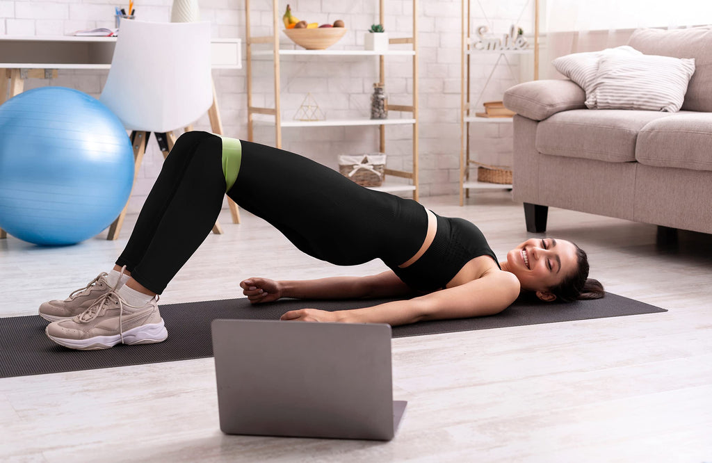 CHRLEISURE Workout Leggings Sets for Women, Gym Scrunch Butt Butt Lifting Seamless Leggings 3 Piece (3*Black, L)