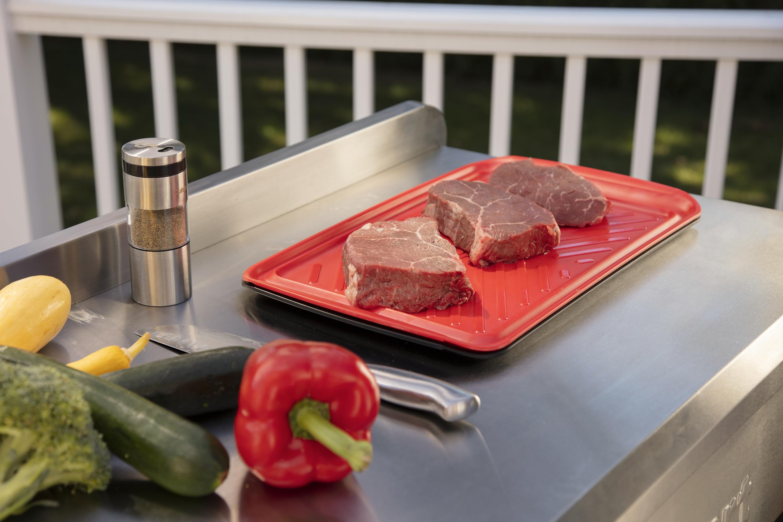 Cuisinart Grilling Prep & Serve Trays, 17x10.5 inch BBQ Tray Safe for Food Handling, 2 Dishwasher Safe Nesting Trays Black & Red, Perfect Grilling Accessories for Cooked & Raw Meat, Fits 6 Burgers