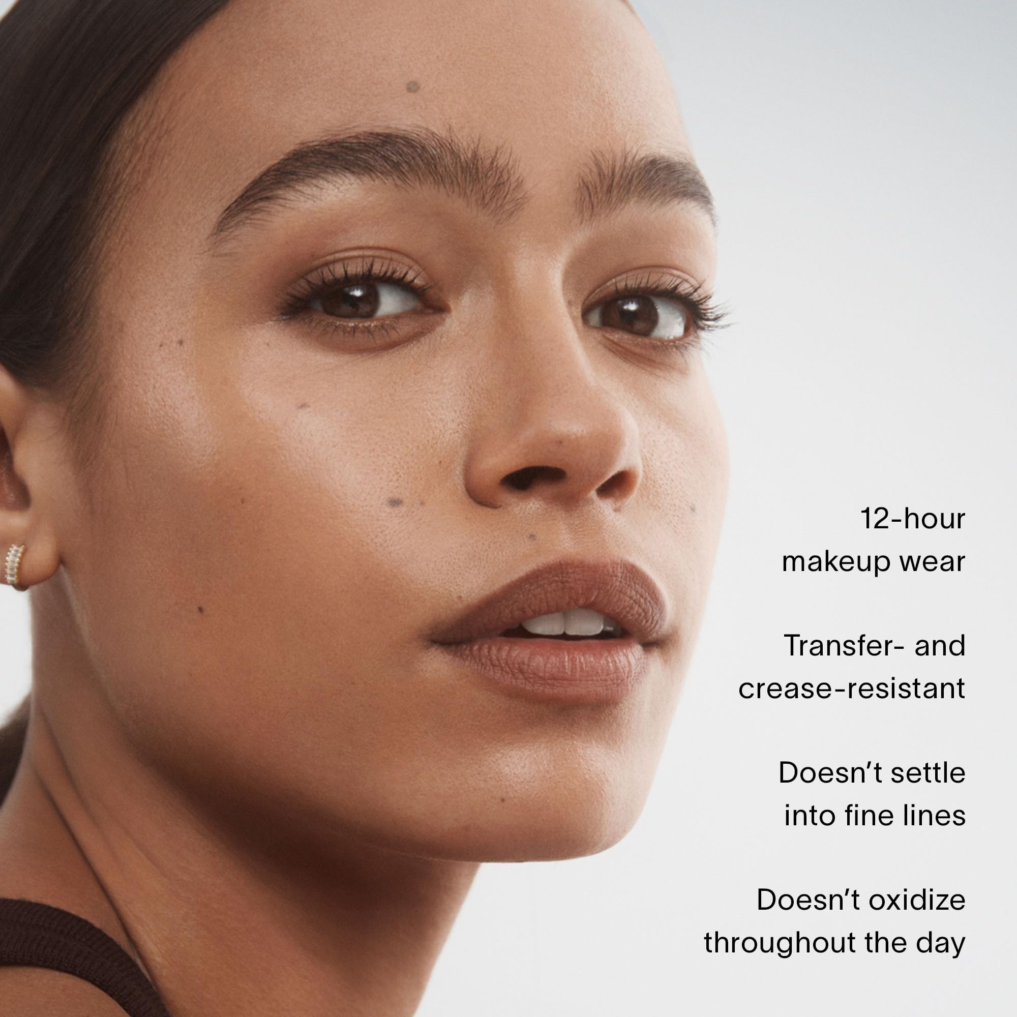 Hourglass Illusion Luminous Glow Foundation SPF 30