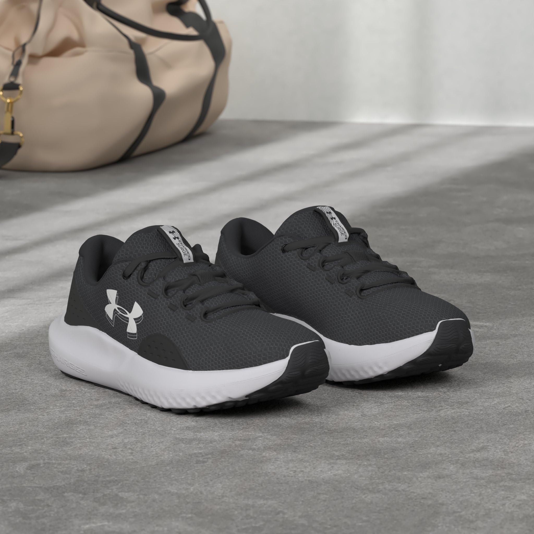Under Armour Women's Charged Surge 4, (001) Black/Anthracite/White, 7.5, US