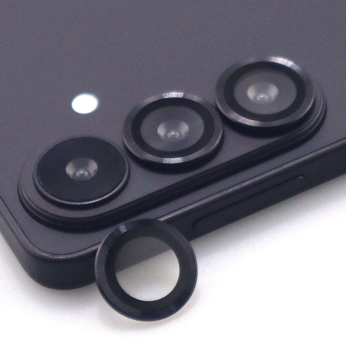 Luxqlo for Samsung Galaxy S26 / S26 Plus Camera Lens Protector Metal Ring Tempered Glass Lens Cover Accessories (Black)