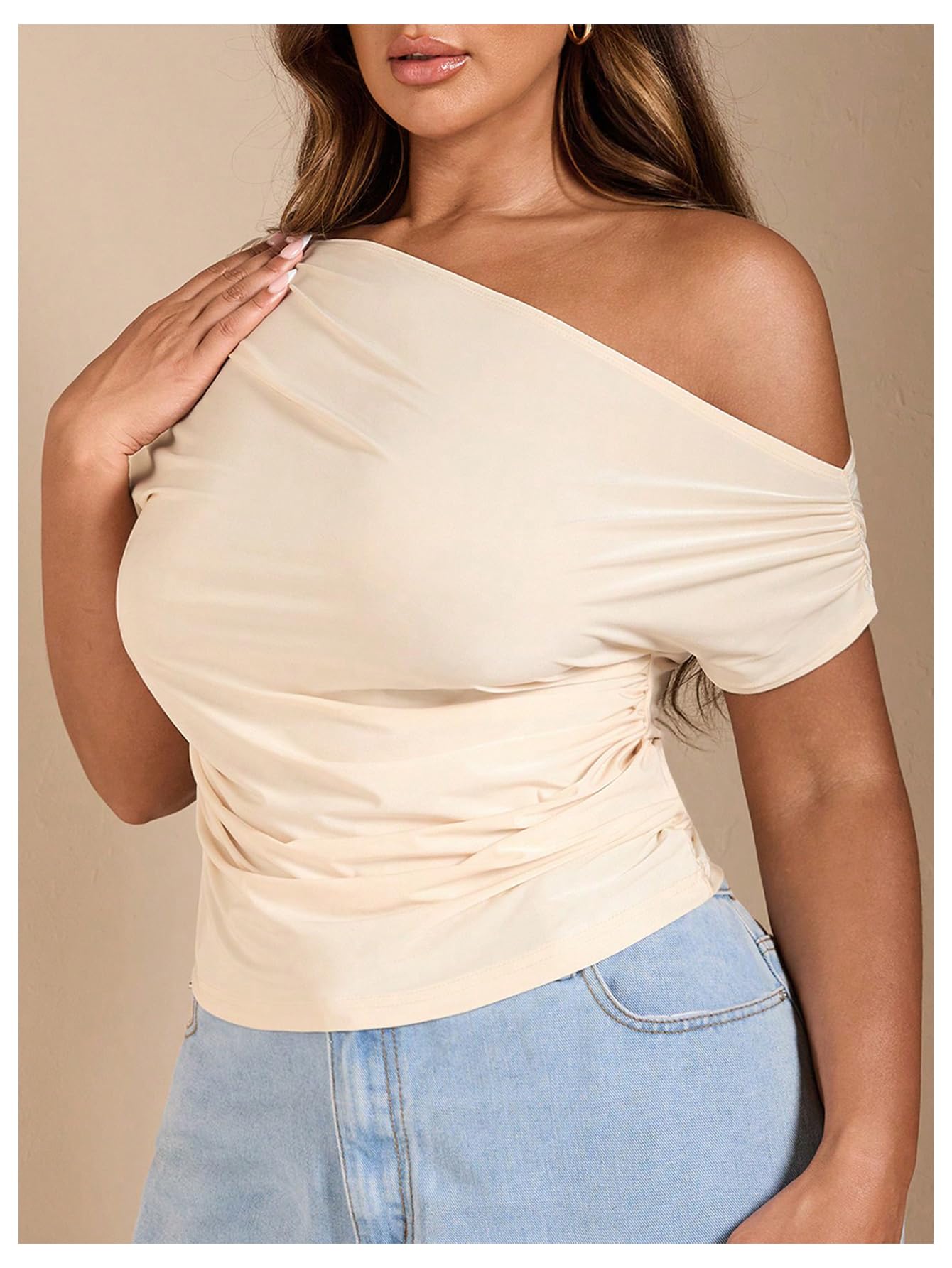 WDIRARA Women's Plus Size Off Shoulder Tee Shirt Ruched Asymmetrical Short Sleeve Tops Apricot X-Large Plus