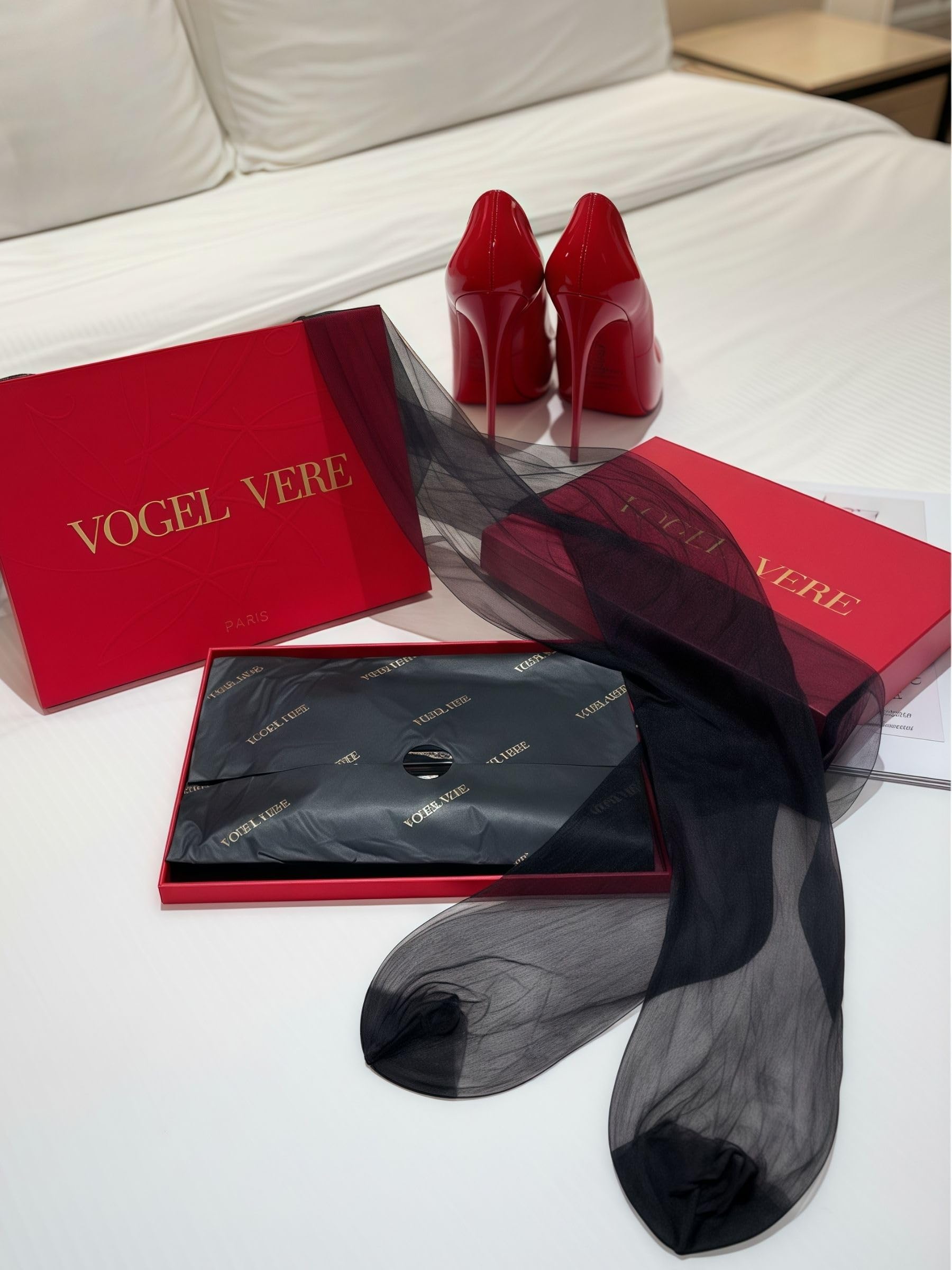 VOGEL VERE Women's Ultra Thin Thigh High Stockings Cuban Heel Backseam Sheer Stockings with Reinforced Toes Vintage-Inspired Medium Black