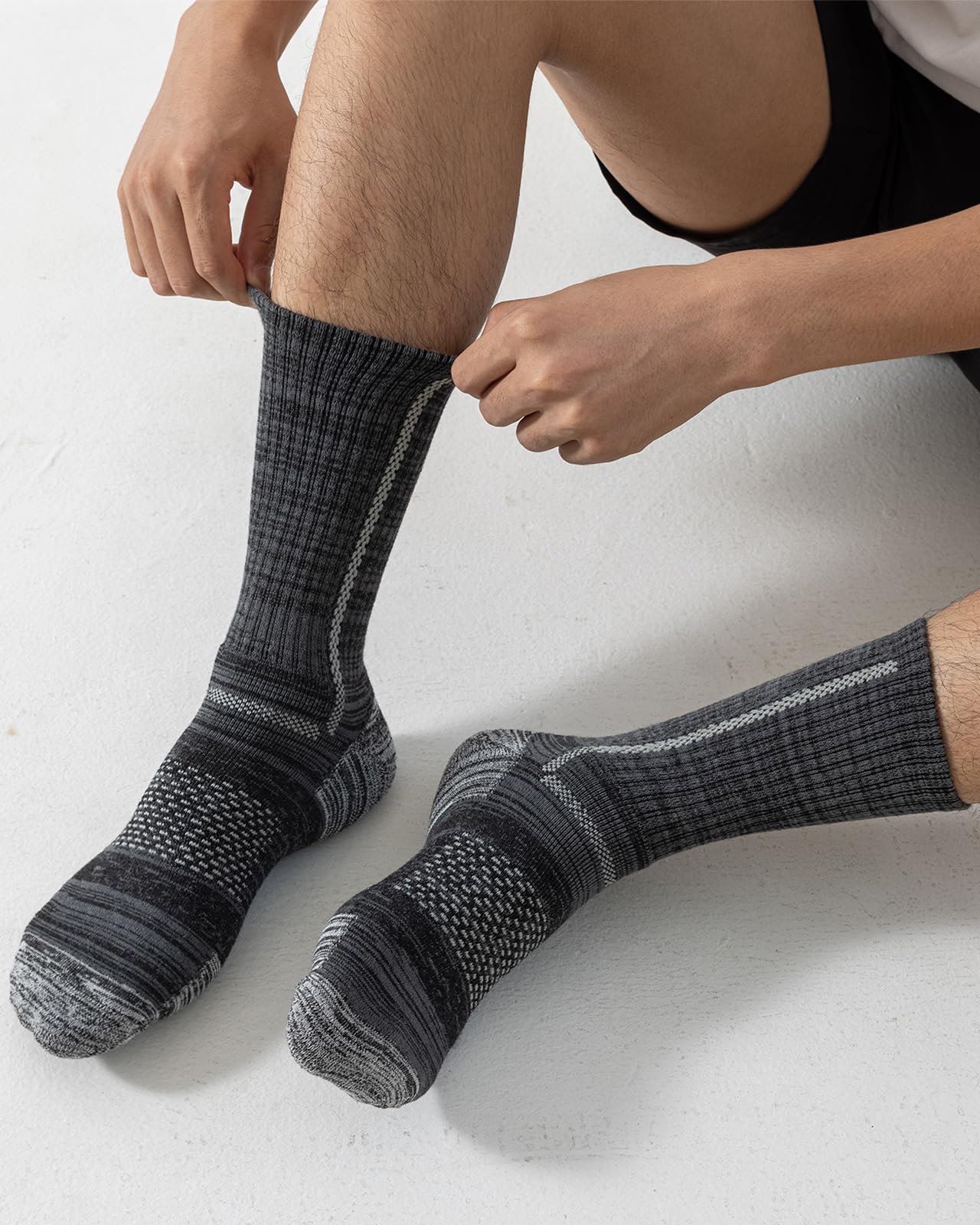 Niorasen Men's Cotton Crew Work Socks, 5 Pairs Cushioned Boot Socks, Moisture Wicking Athletic Socks for Hiking Sports Running 10-13 (Multicolor)