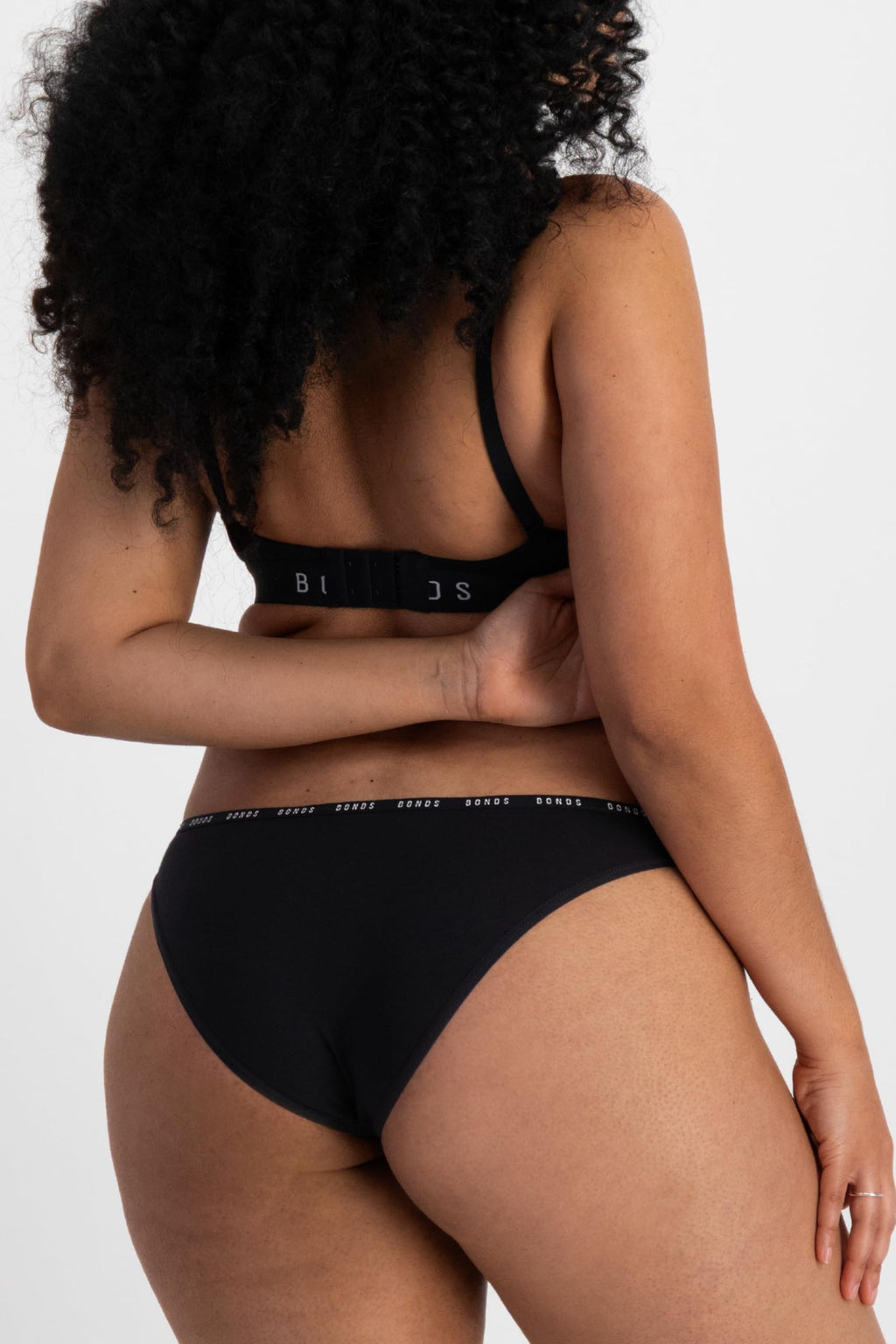 Bonds Women’s High-Cut Bikini Panties 3-Pack – Stretch Cotton-Blend, Soft Everyday Comfort Black/Black/Black
