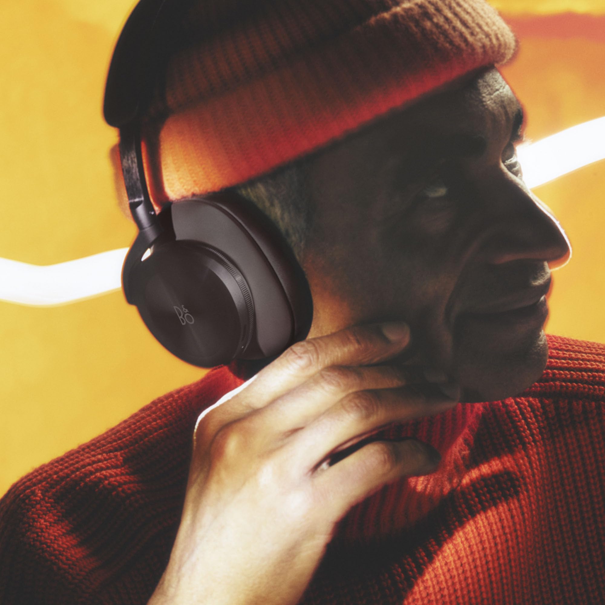Bang & Olufsen Beoplay H95 Premium Comfortable Wireless Active Noise Cancelling (ANC) Over-Ear Headphones with 38 Hours Battery Life and Protective Carrying Case, Chestnut