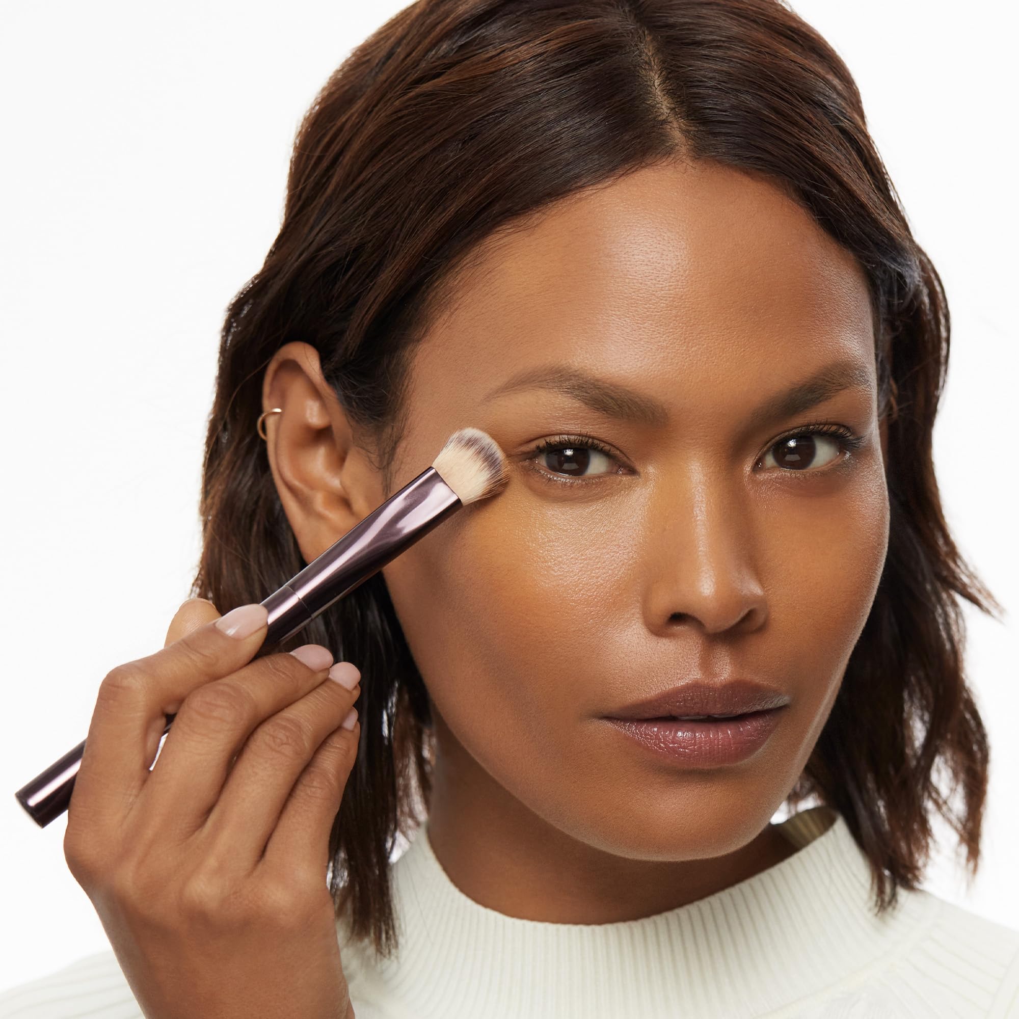 Hourglass Vanish Seamless Finish Concealer Brush