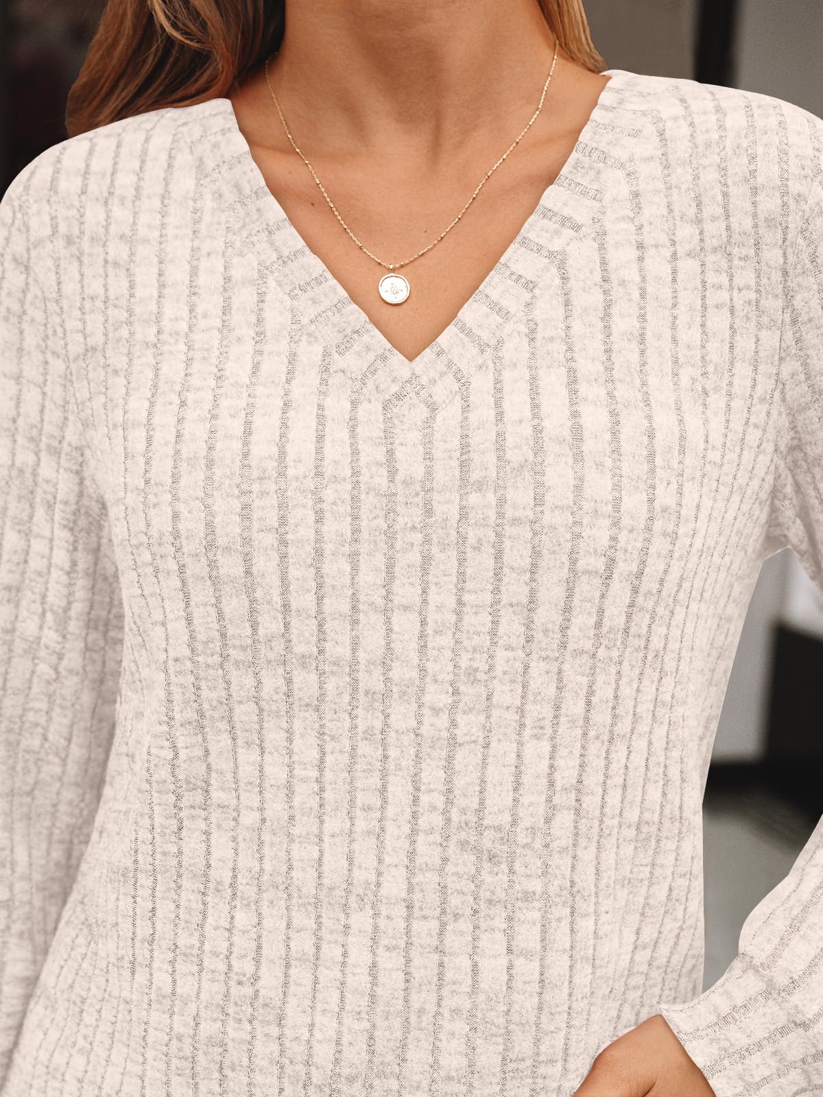 AUTOMET Womens V Neck Long Sleeve Shirt Fall Fashion Tops Tunic Dressy Casual Sweater Clothes Cute Trendy Work Outfits 2026 Apricot M