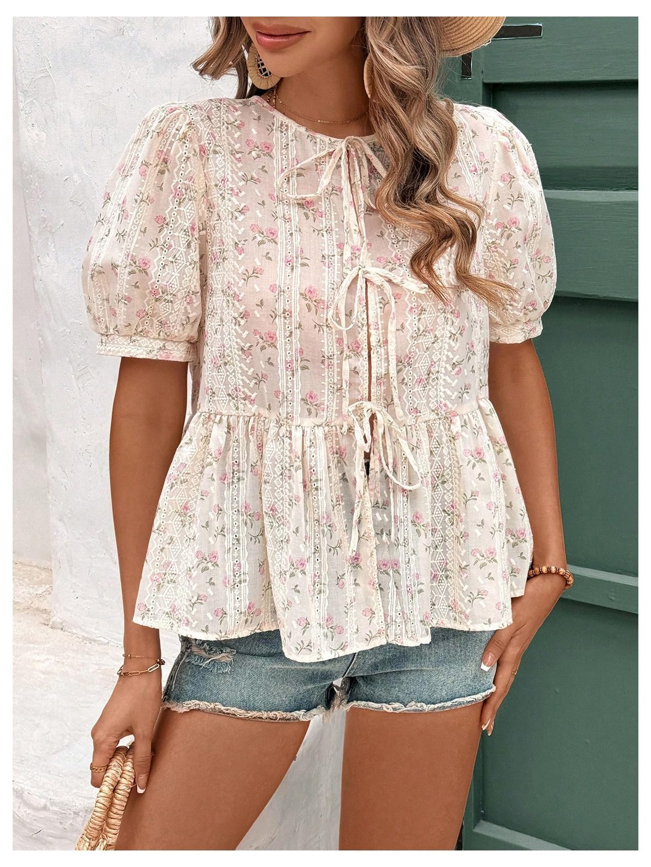 WDIRARA Women's Floral Print Bow Tie Front Blouse Puff Short Sleeve Round Neck Peplum Babydoll Shirt Pink Floral Small
