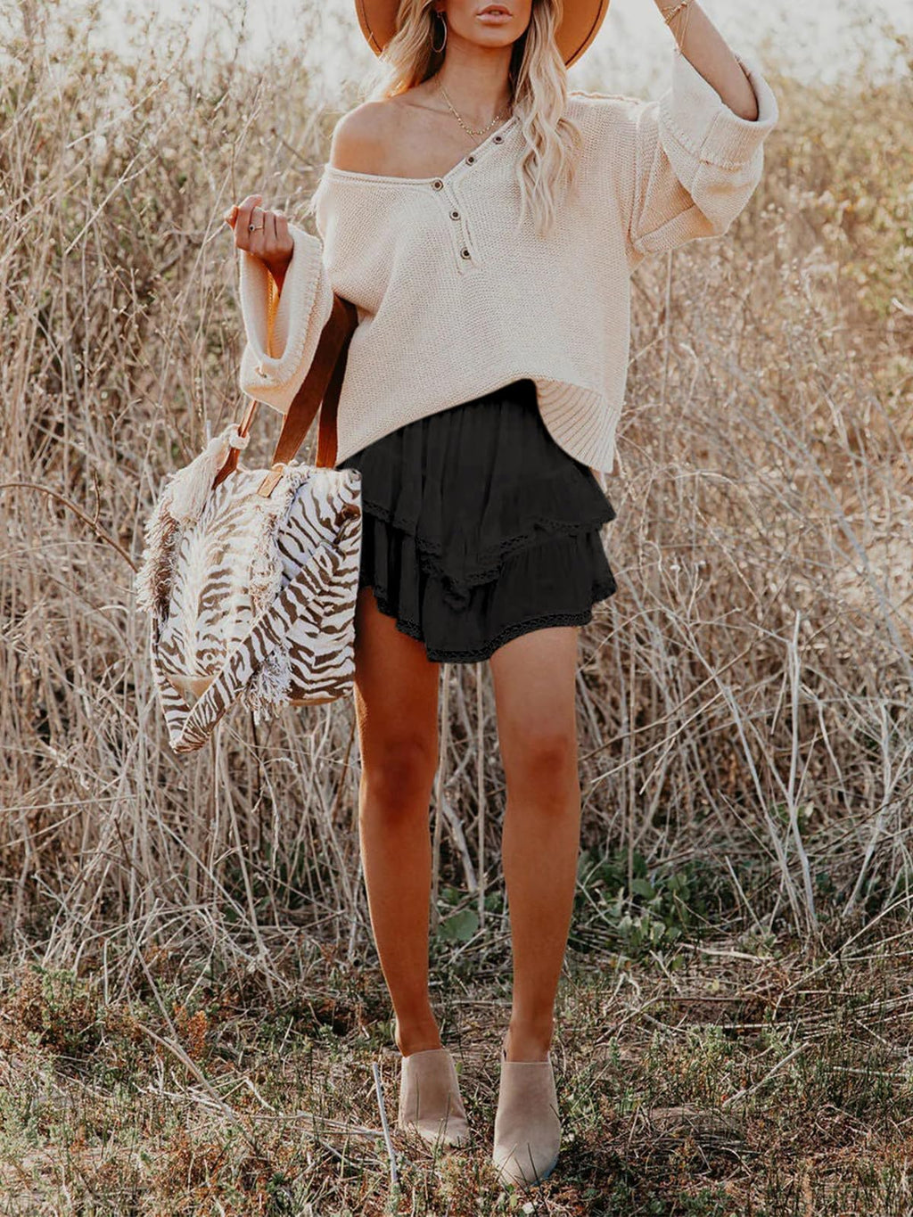 Aoudery Flowy Shorts for Women Casual Boho Ruffle Tiered Skorts High Waist Mini Skirts Golf Tennis Butterfly Crochet Shorts - Black M